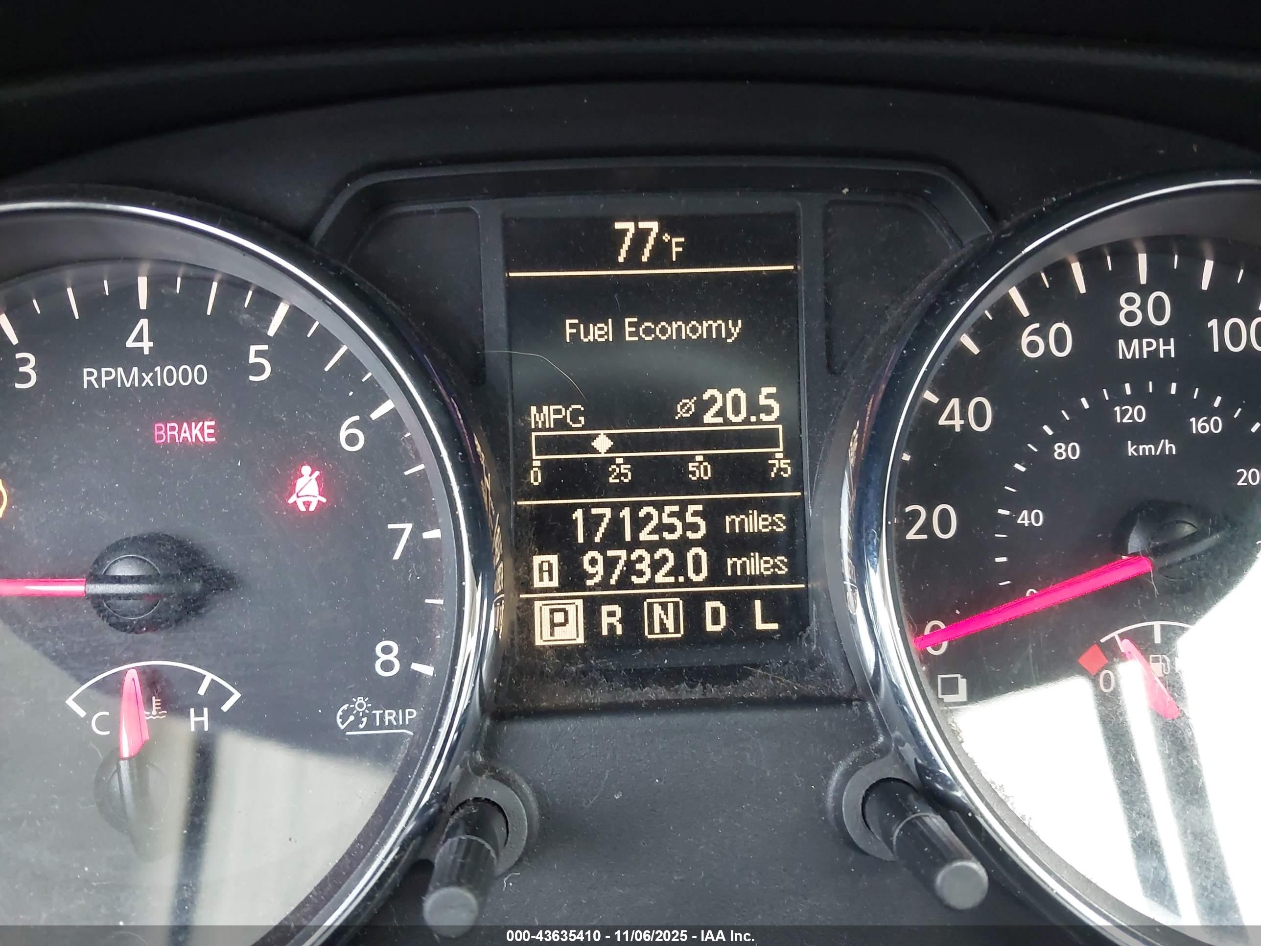 NISSAN ROGUE image 7