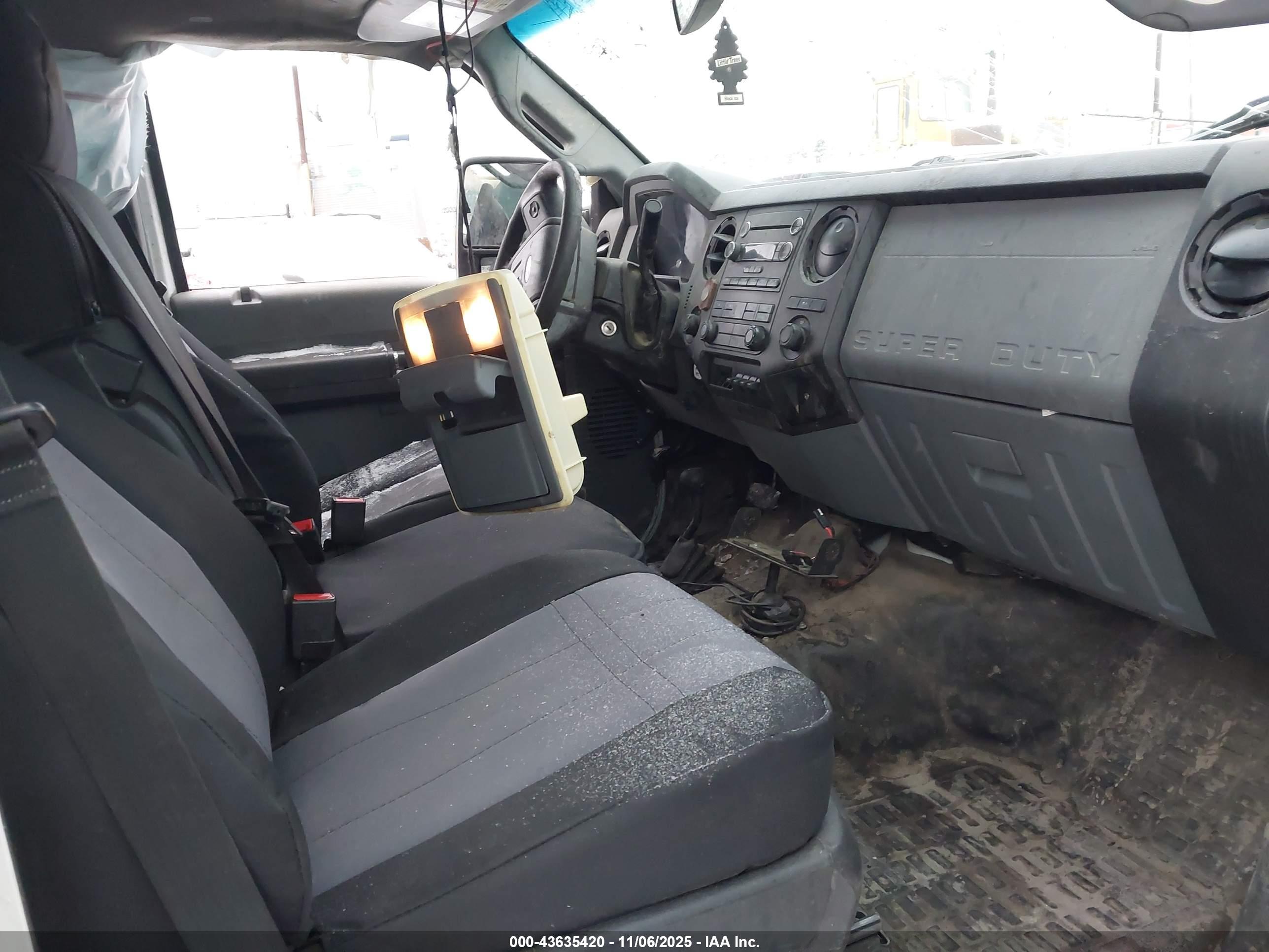 FORD F-350 image 5