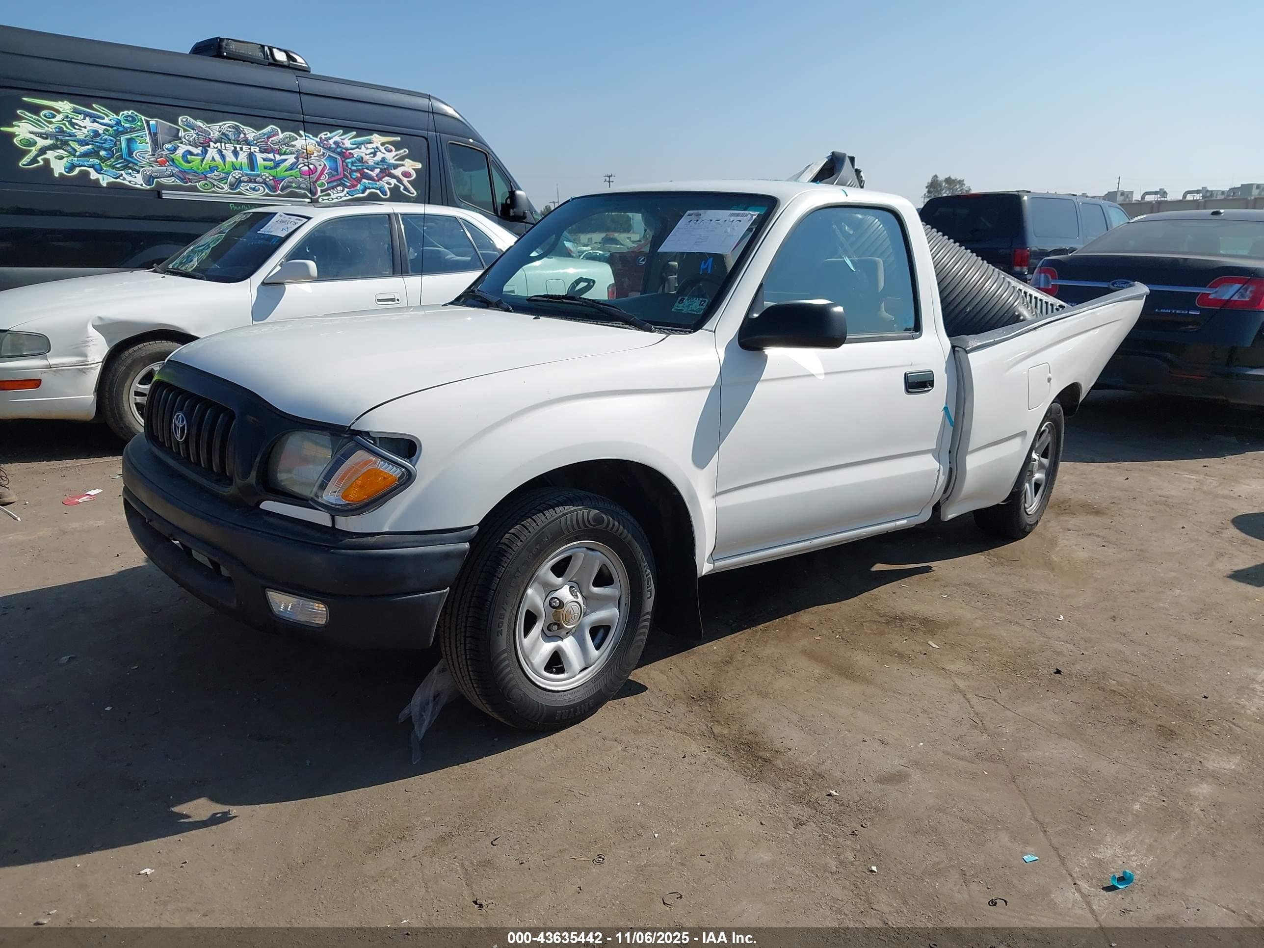 TOYOTA TACOMA image 2