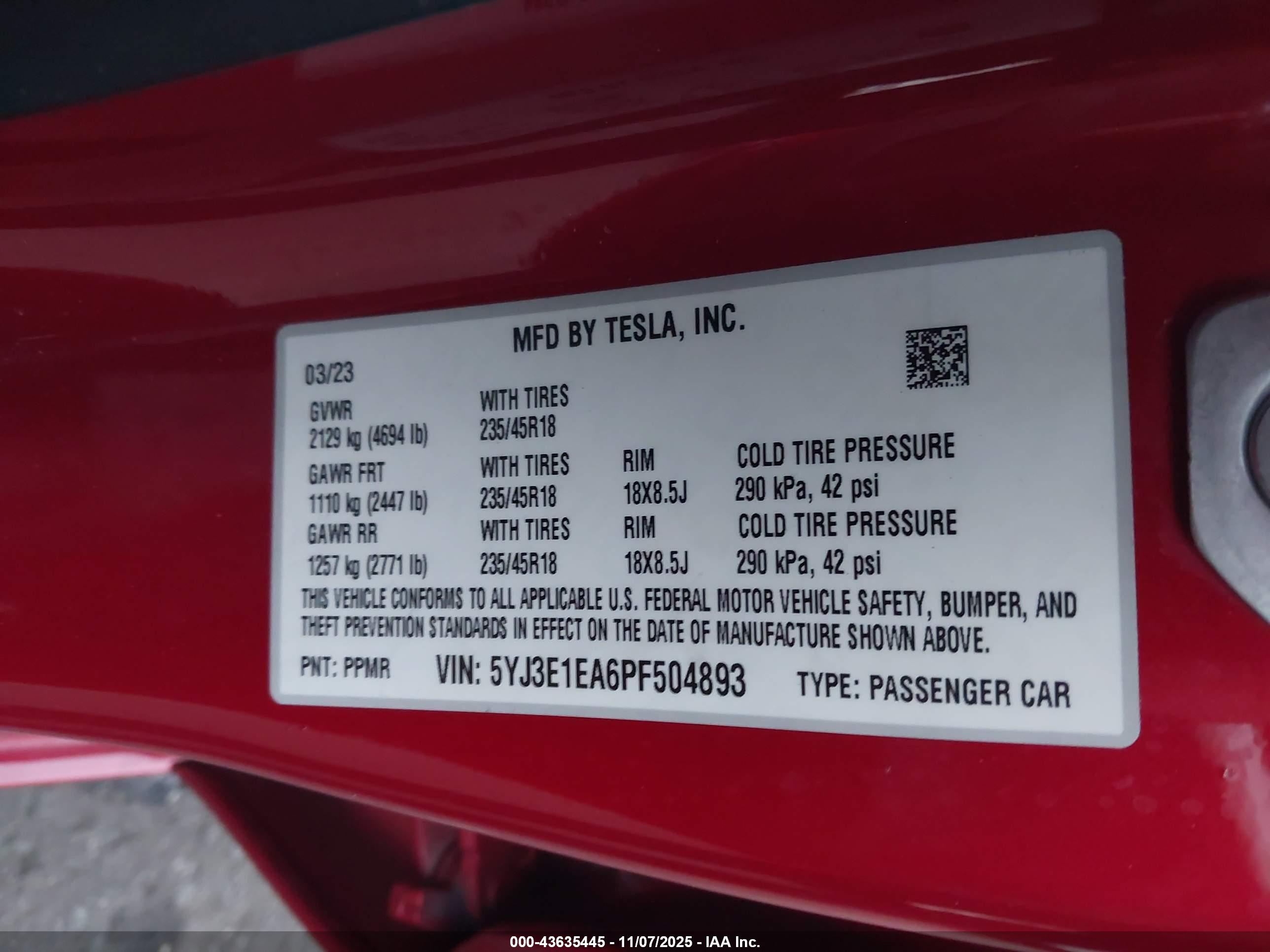 TESLA MODEL image 9