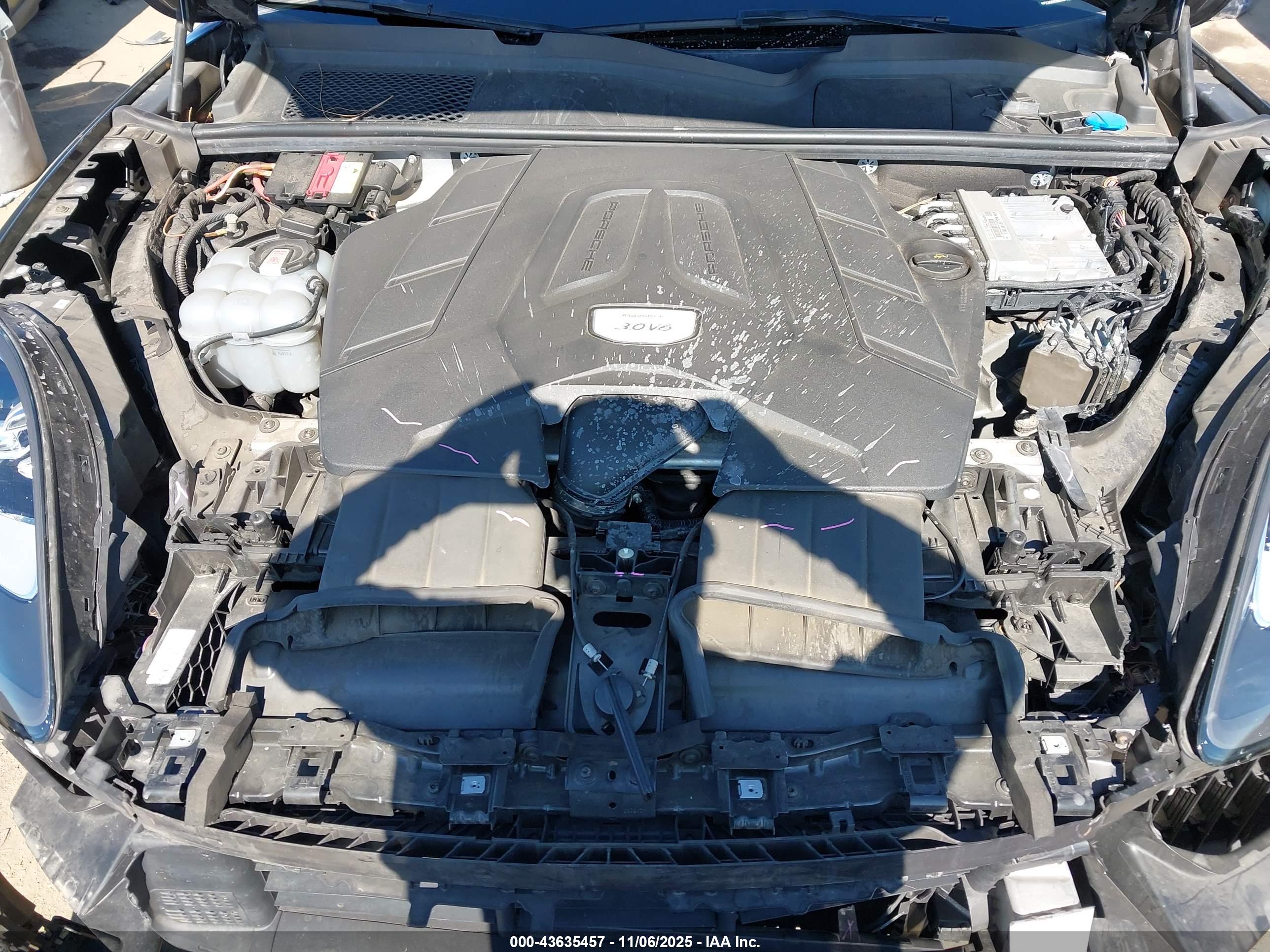 PORSCHE CAYENNE image 10
