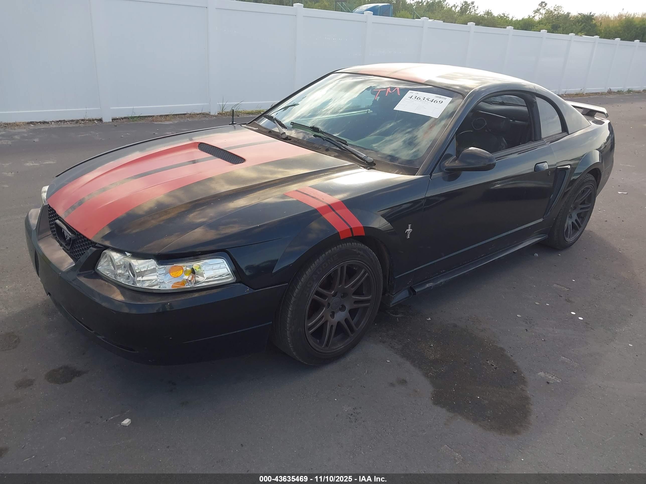 FORD MUSTANG image 2