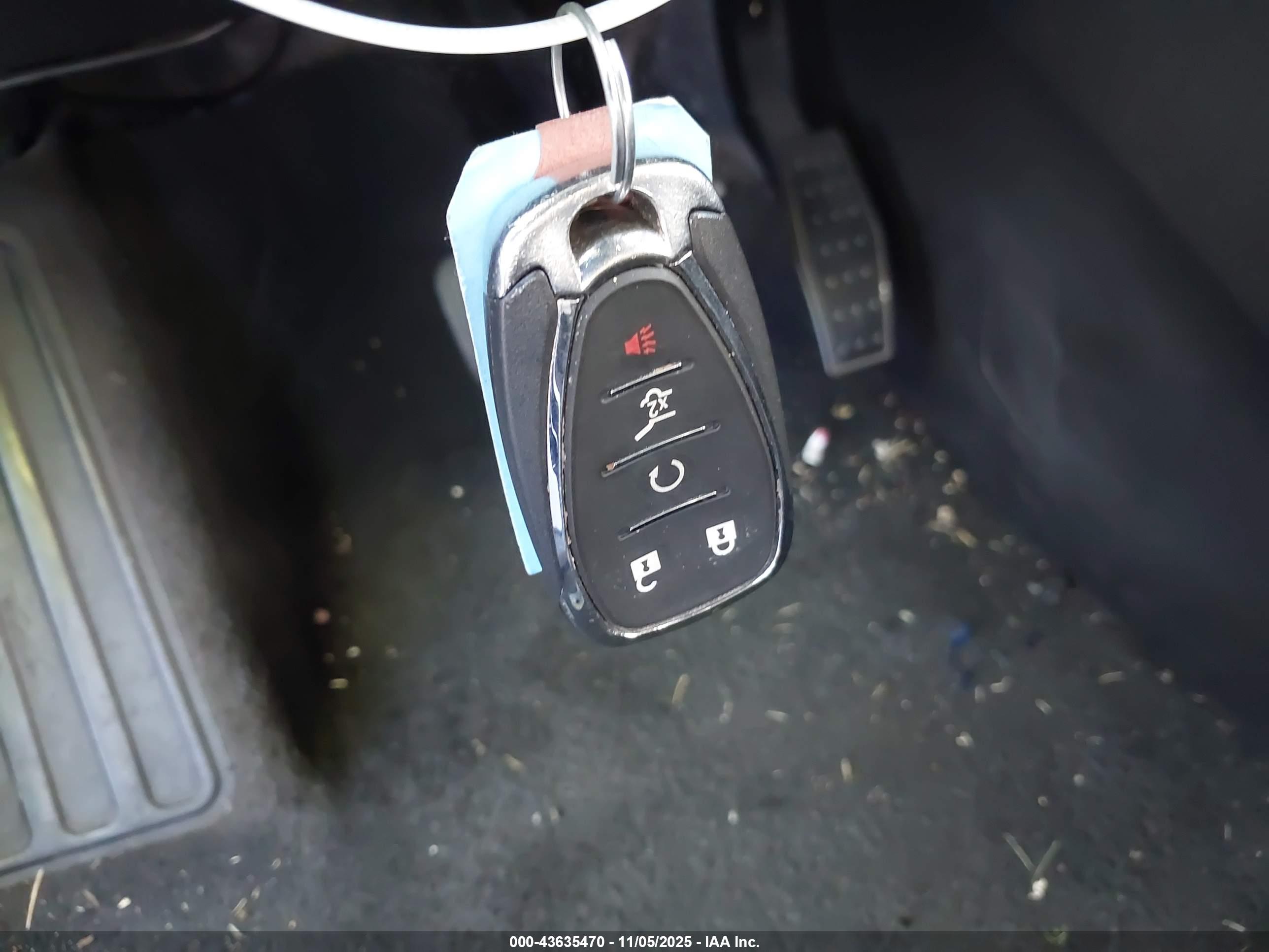 CHEVROLET TRAVERSE image 11