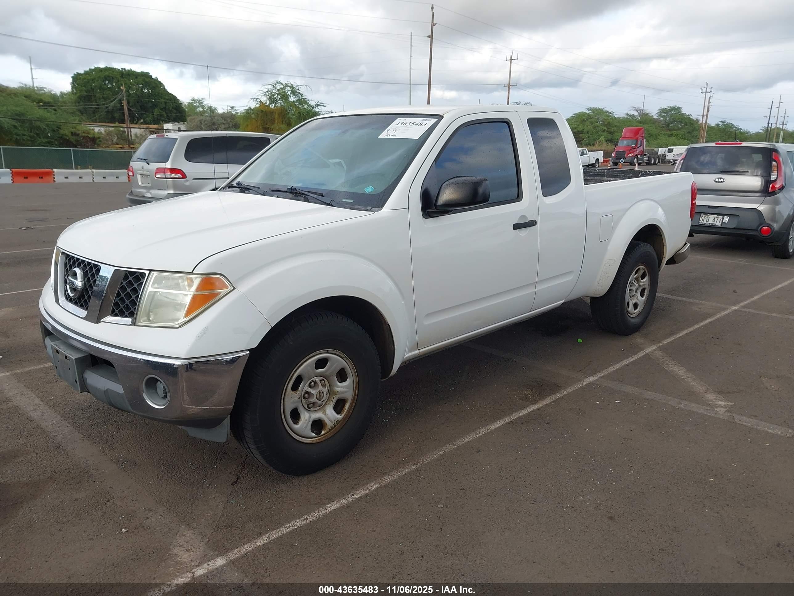 NISSAN FRONTIER image 2
