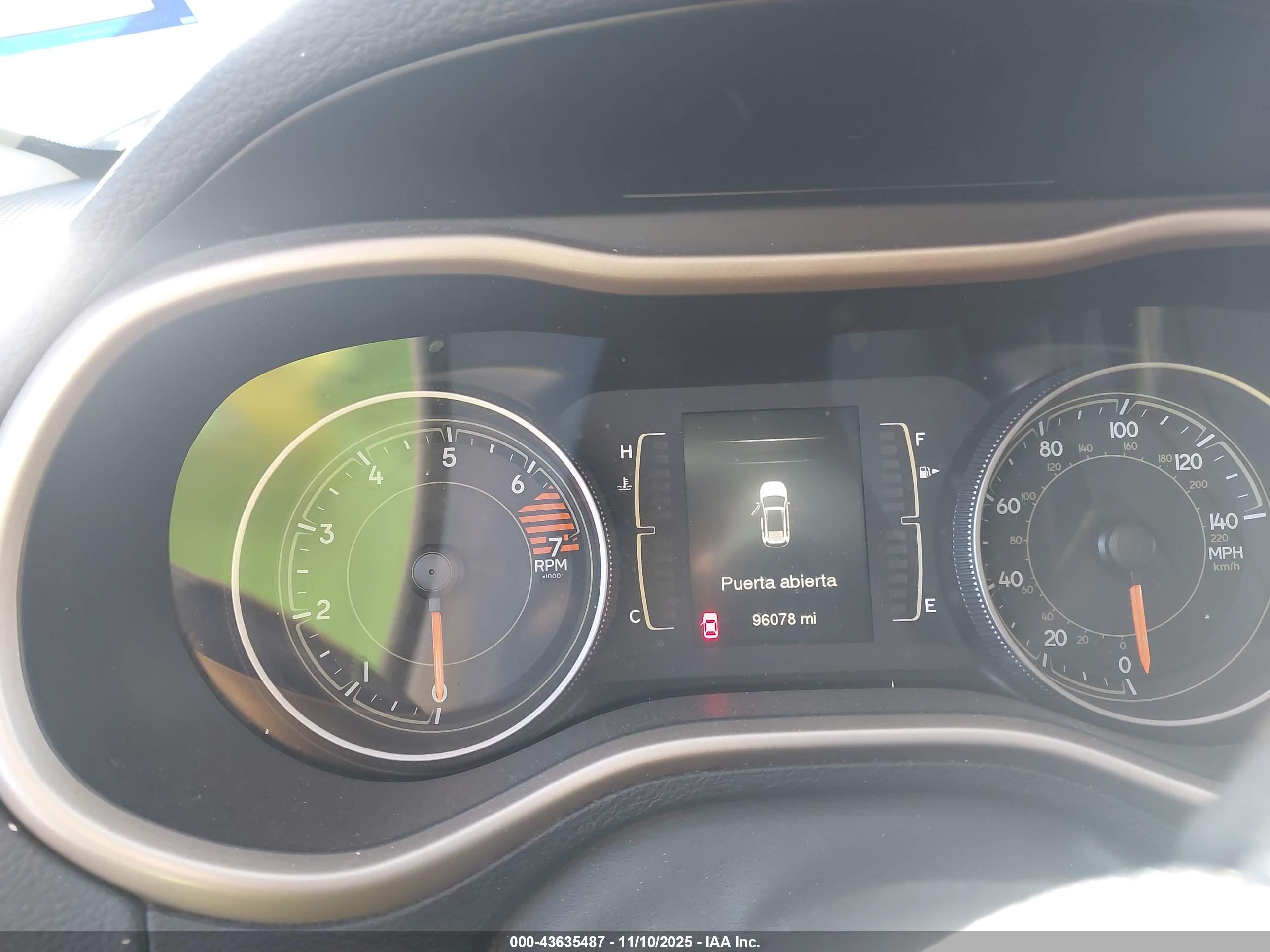 JEEP CHEROKEE image 7