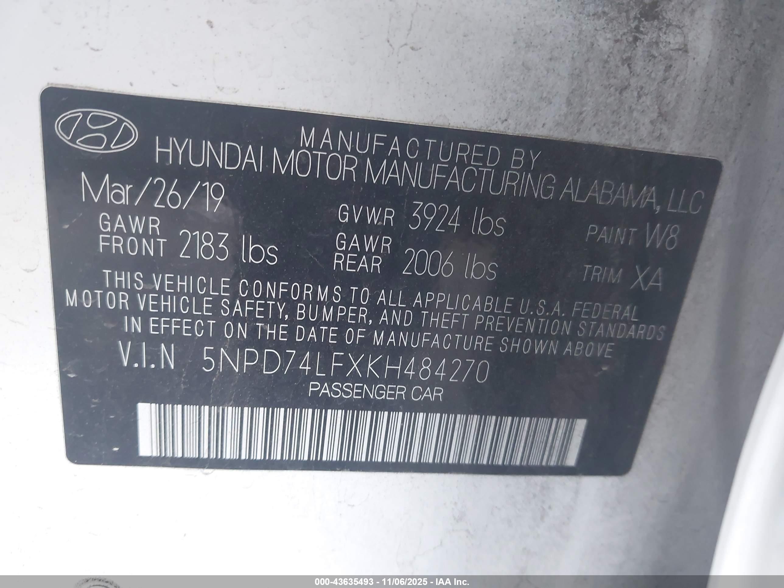 HYUNDAI ELANTRA image 9