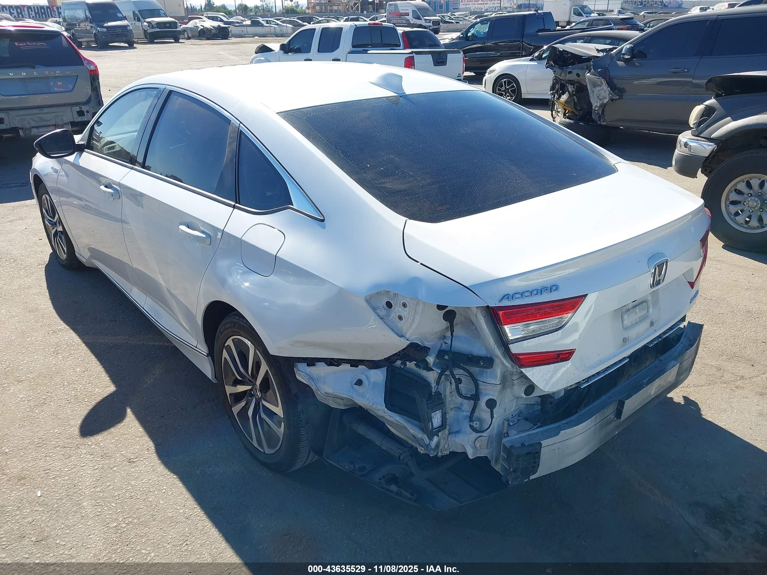 HONDA ACCORD image 3