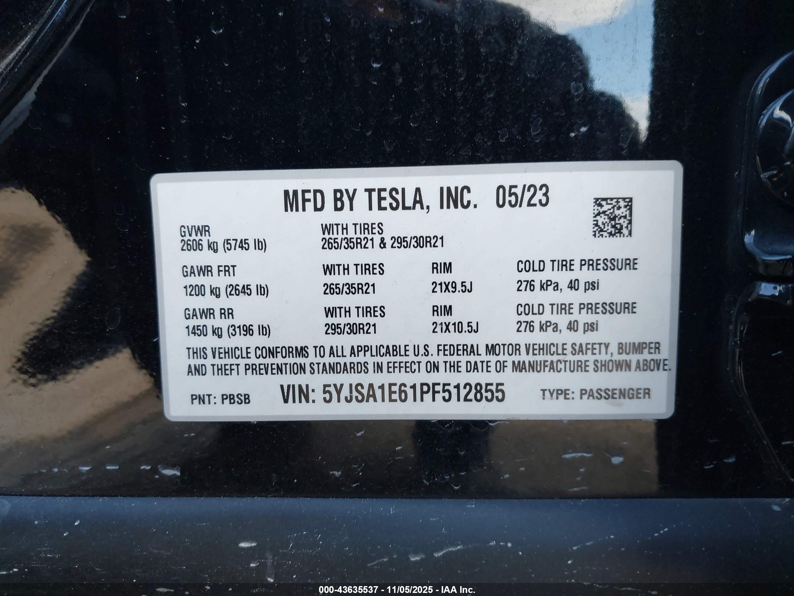 TESLA MODEL image 9
