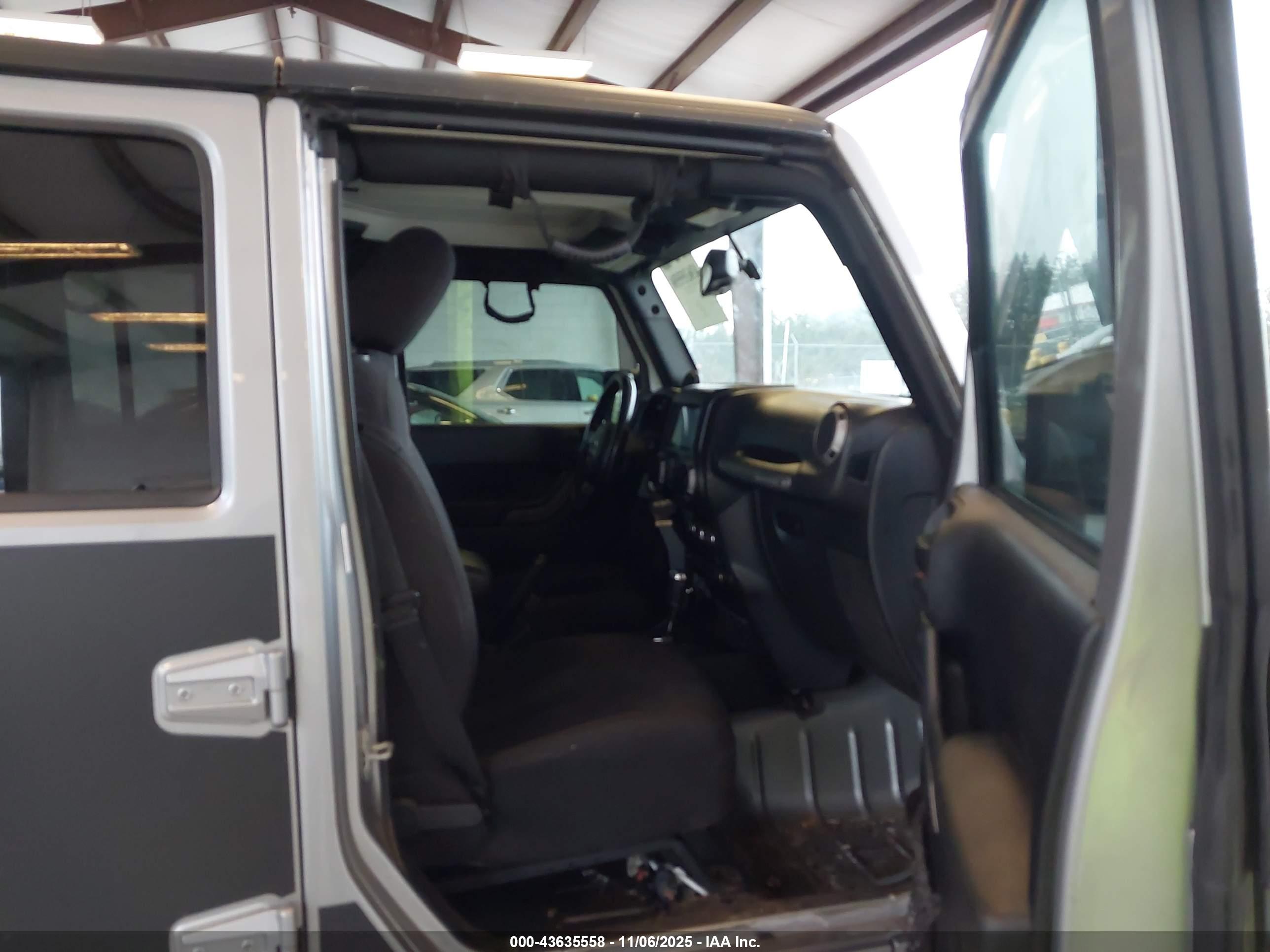 JEEP WRANGLER image 5