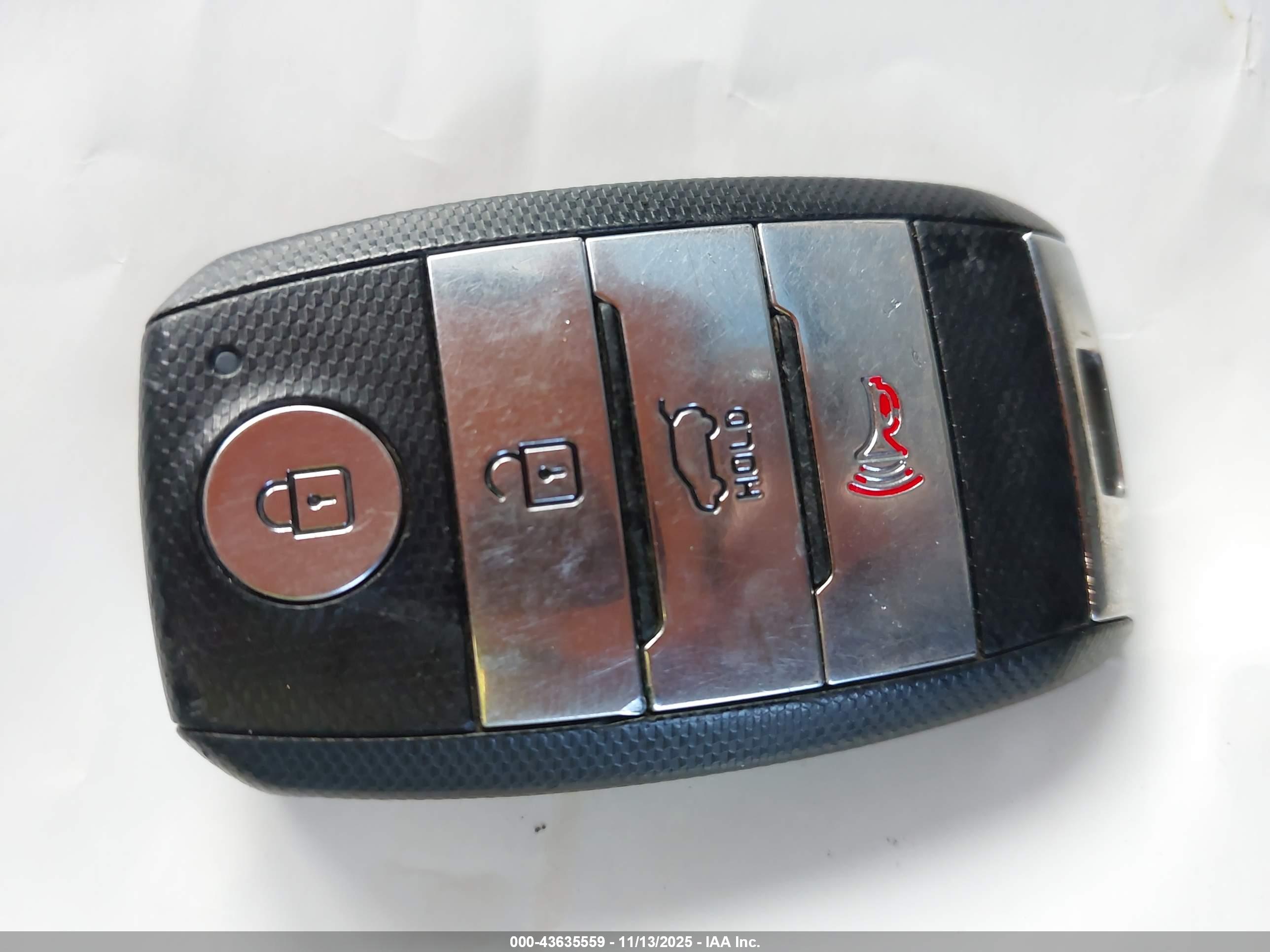KIA SPORTAGE image 11