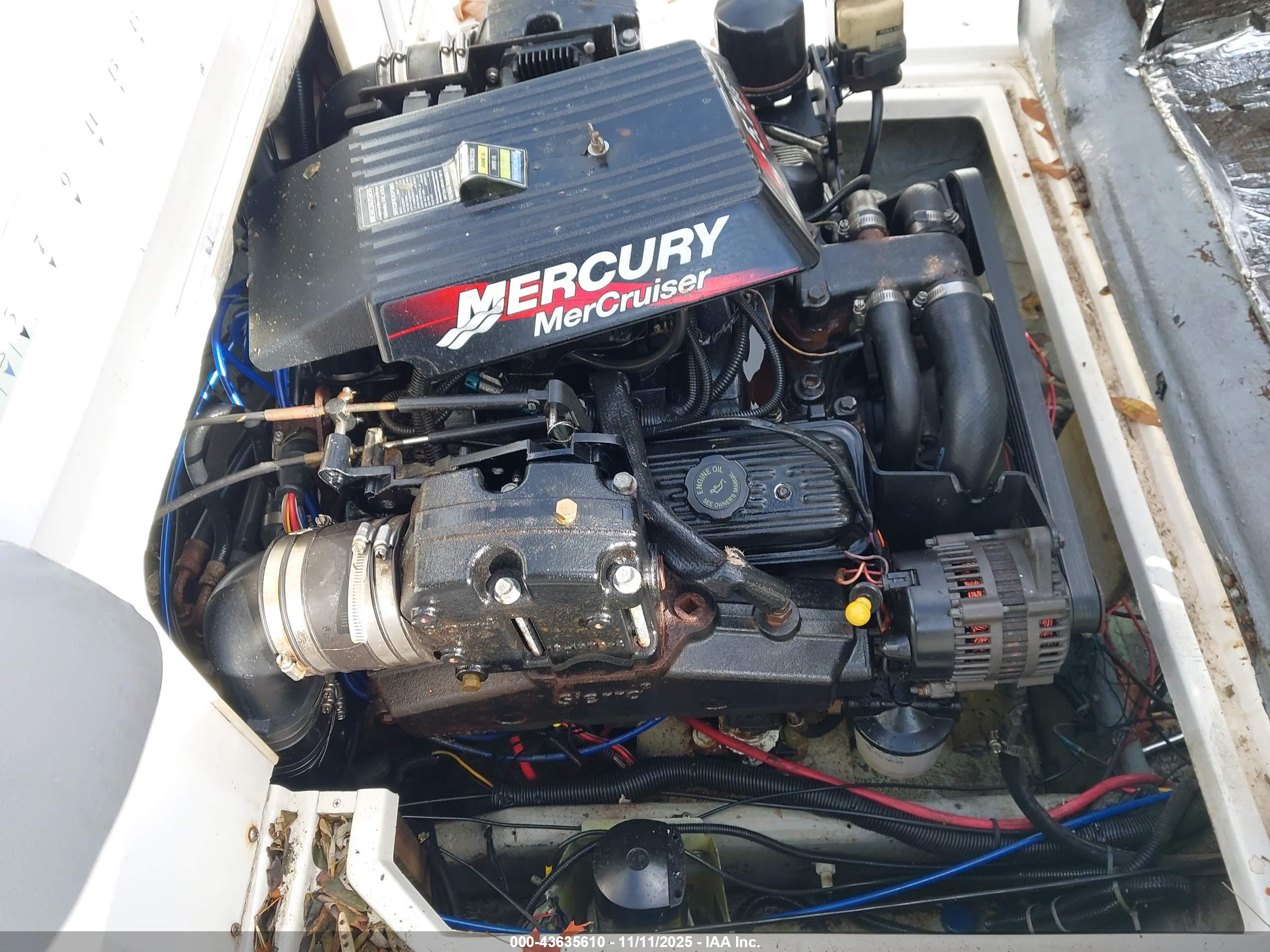 CRUISERS YACHTS image 10