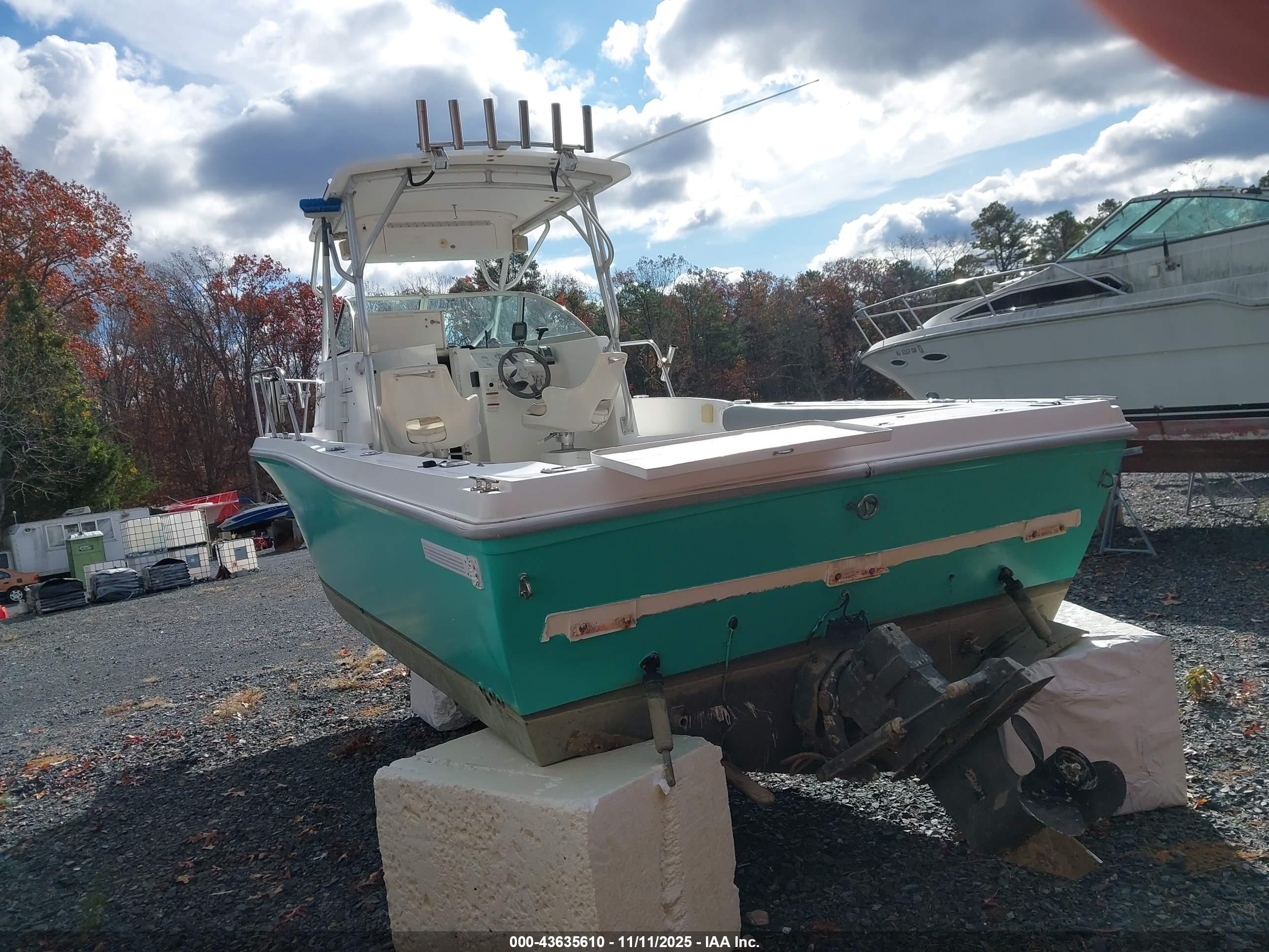 CRUISERS YACHTS image 3