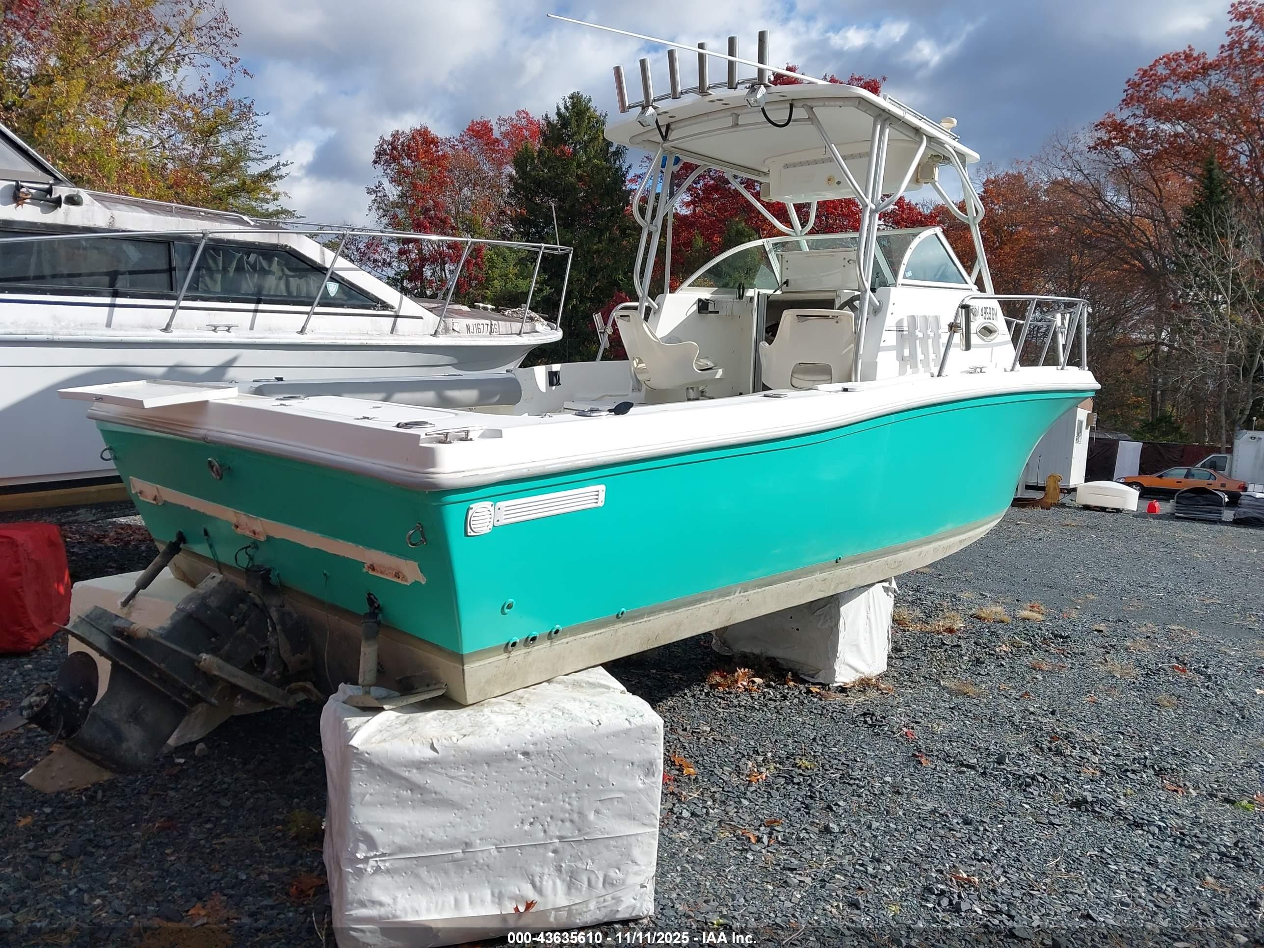 CRUISERS YACHTS image 4