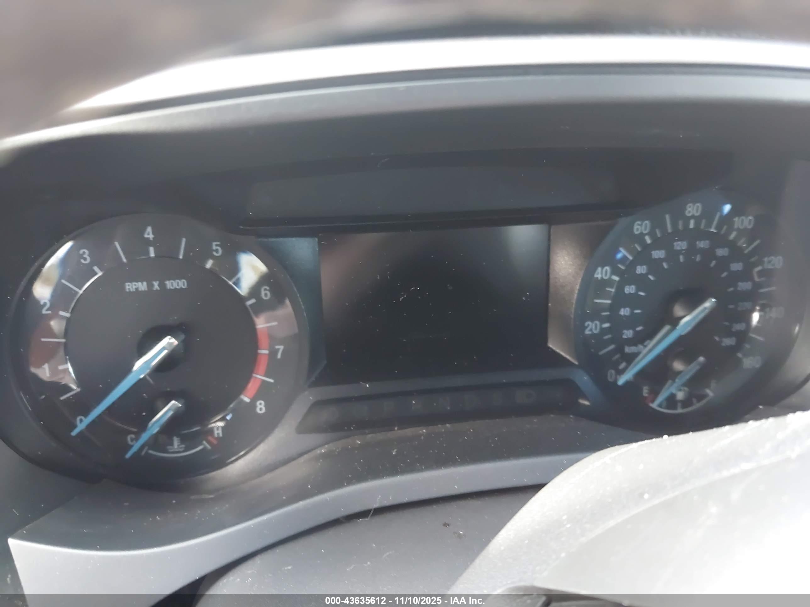 FORD FUSION image 7