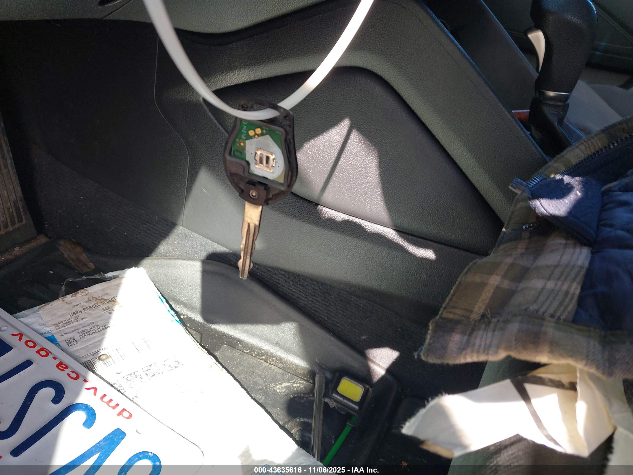 HYUNDAI TUCSON image 11