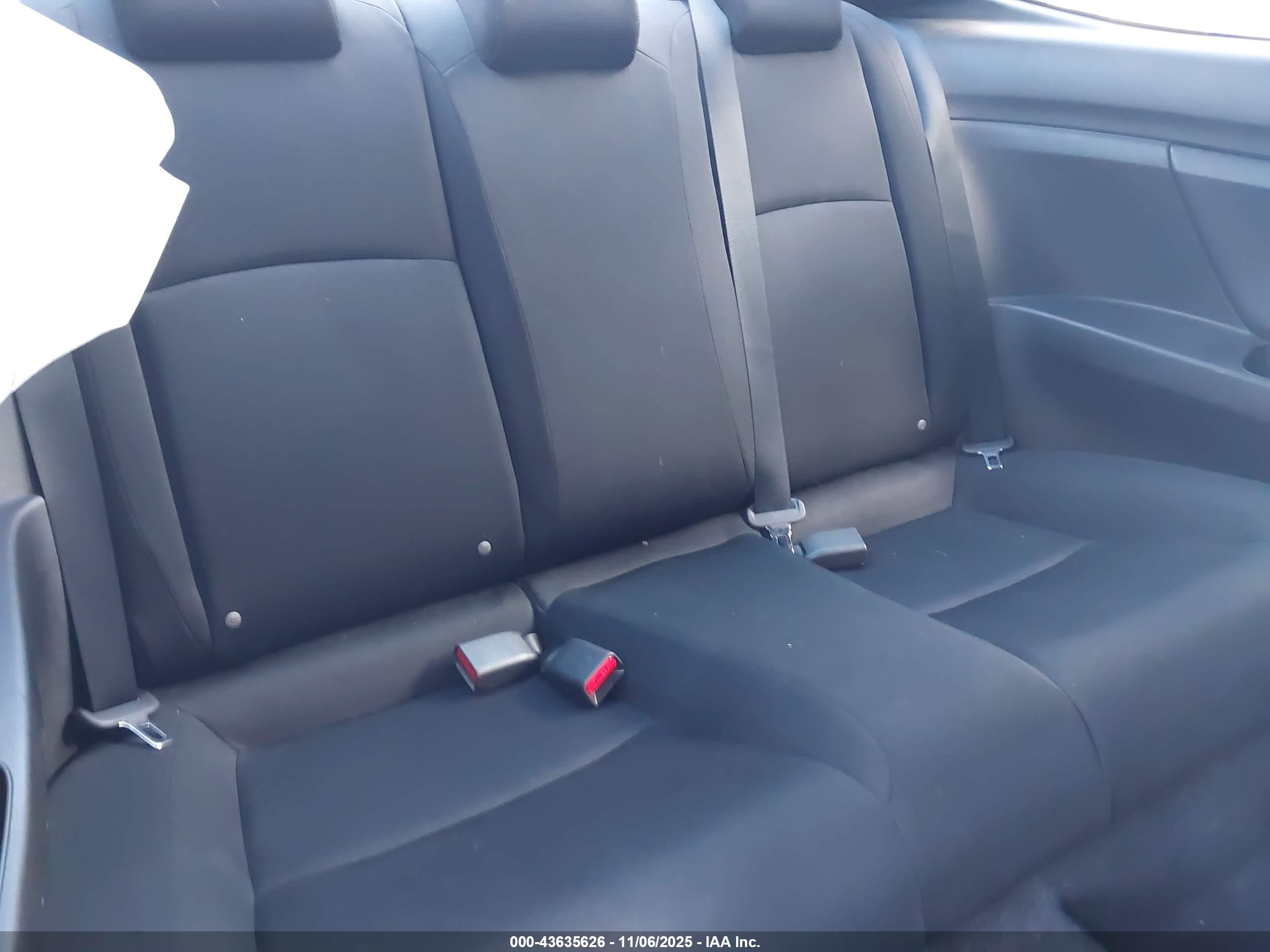 HONDA CIVIC image 8