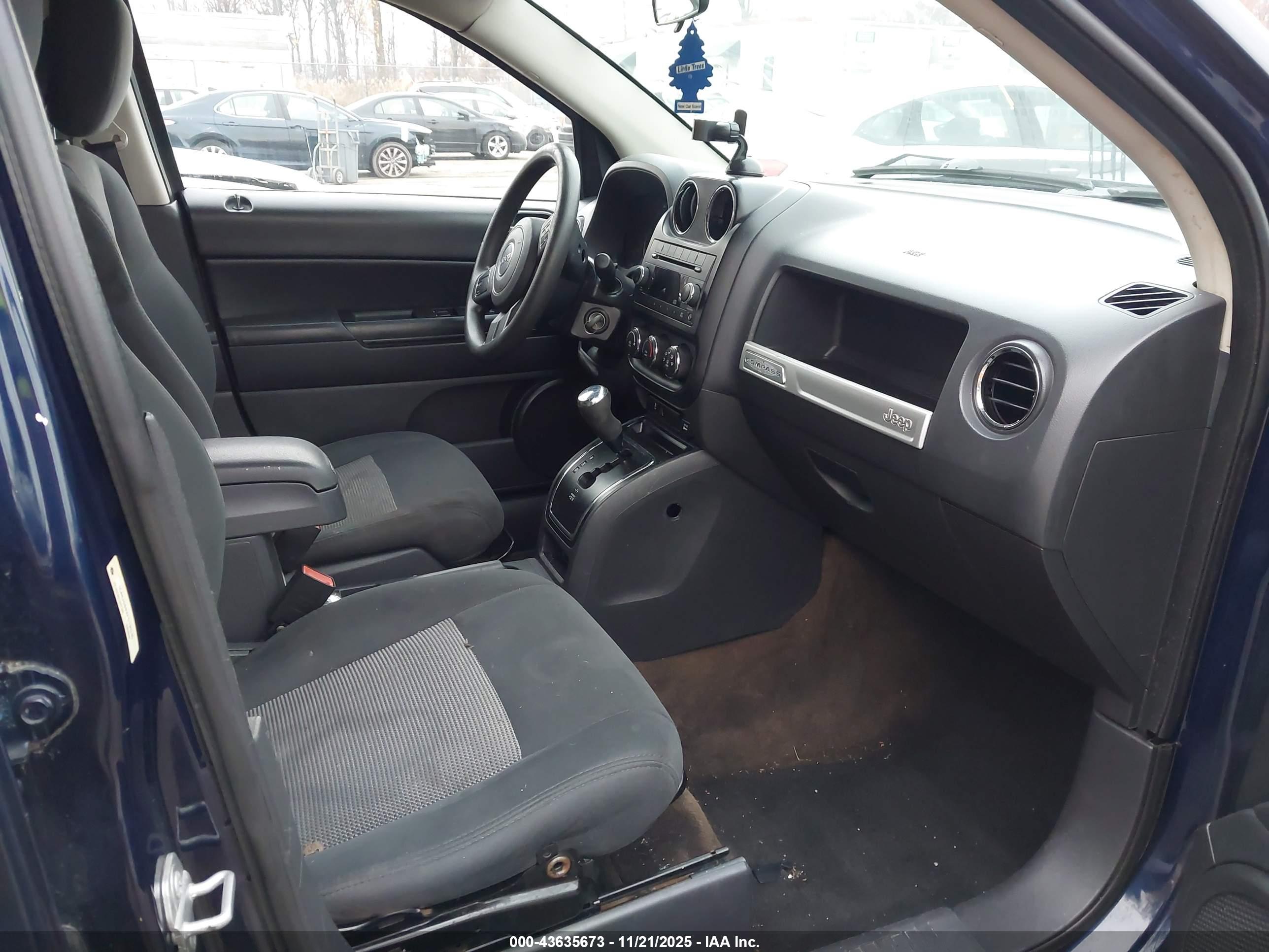 JEEP COMPASS image 5