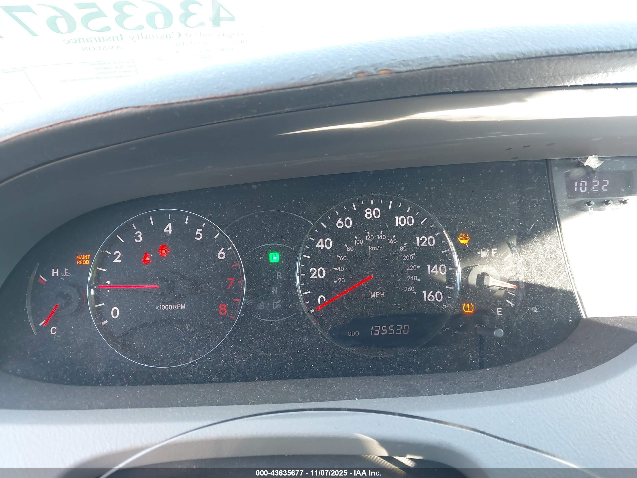 TOYOTA AVALON image 7
