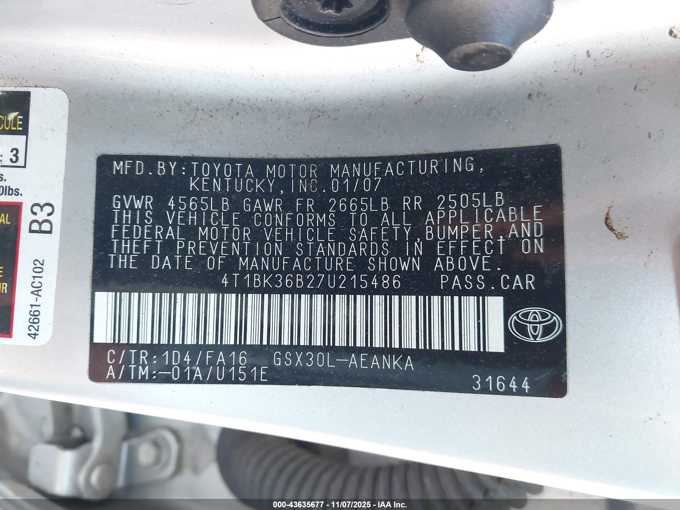 TOYOTA AVALON image 9