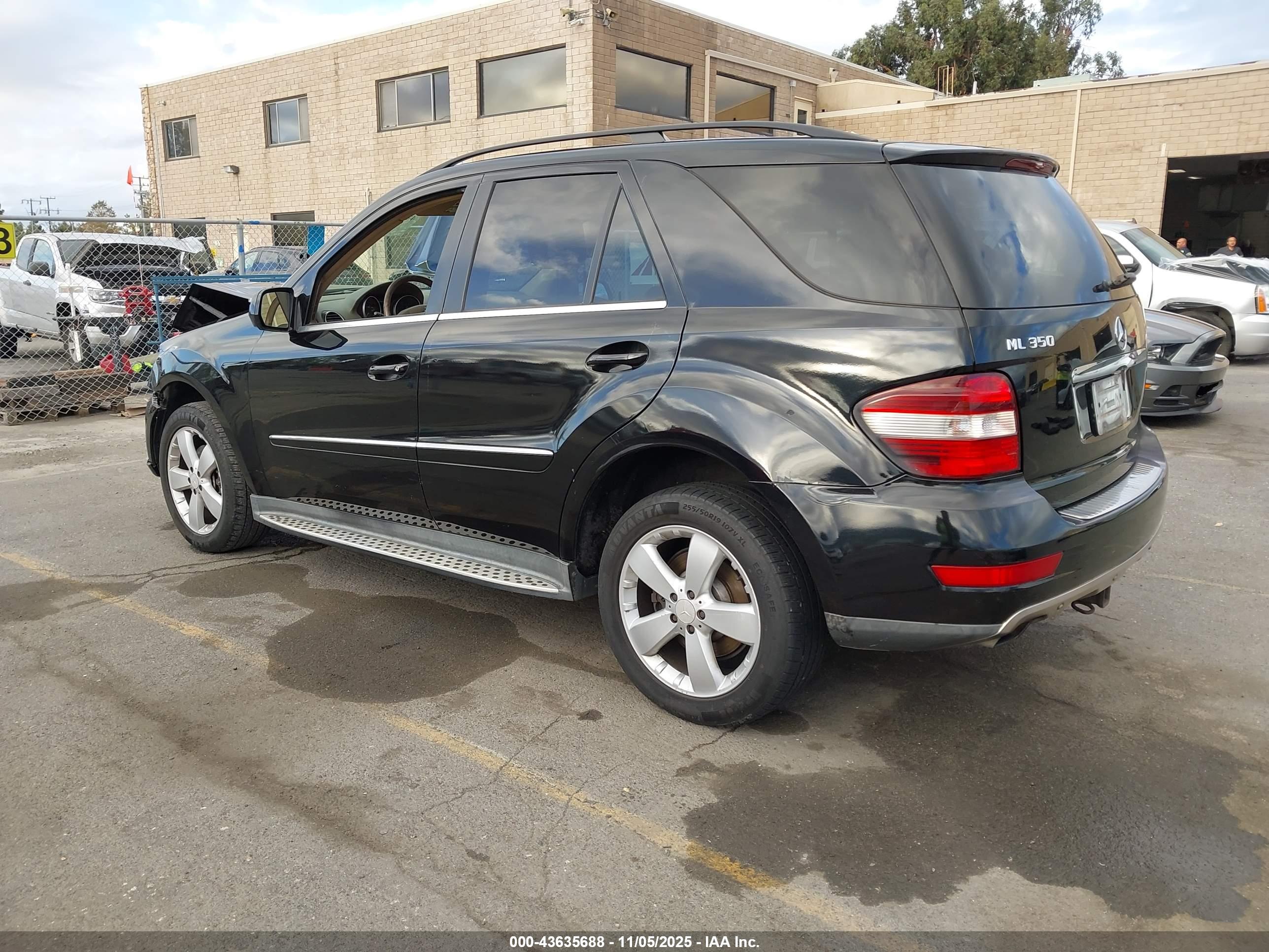 MERCEDES-BENZ ML image 3
