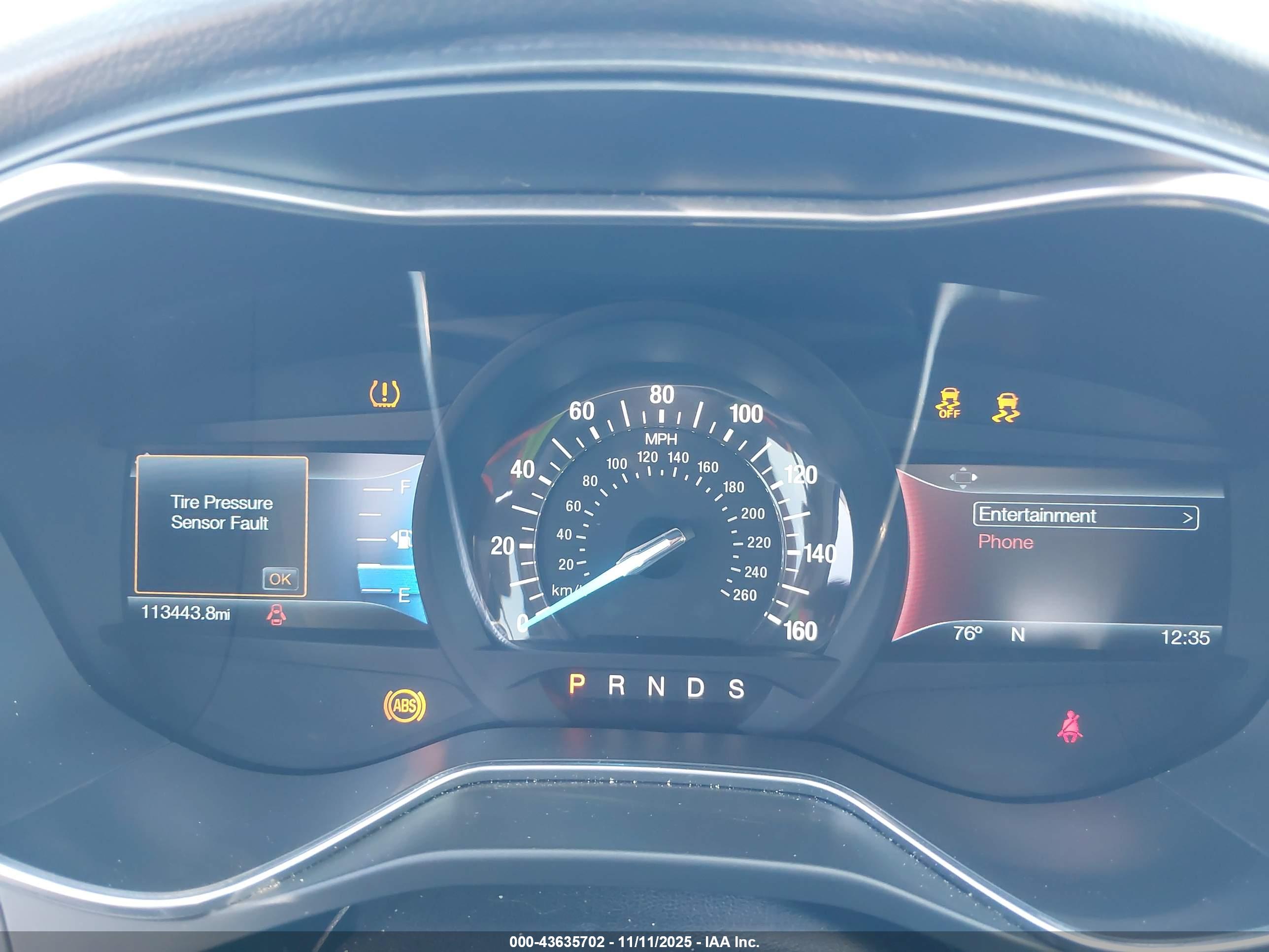 FORD FUSION image 7