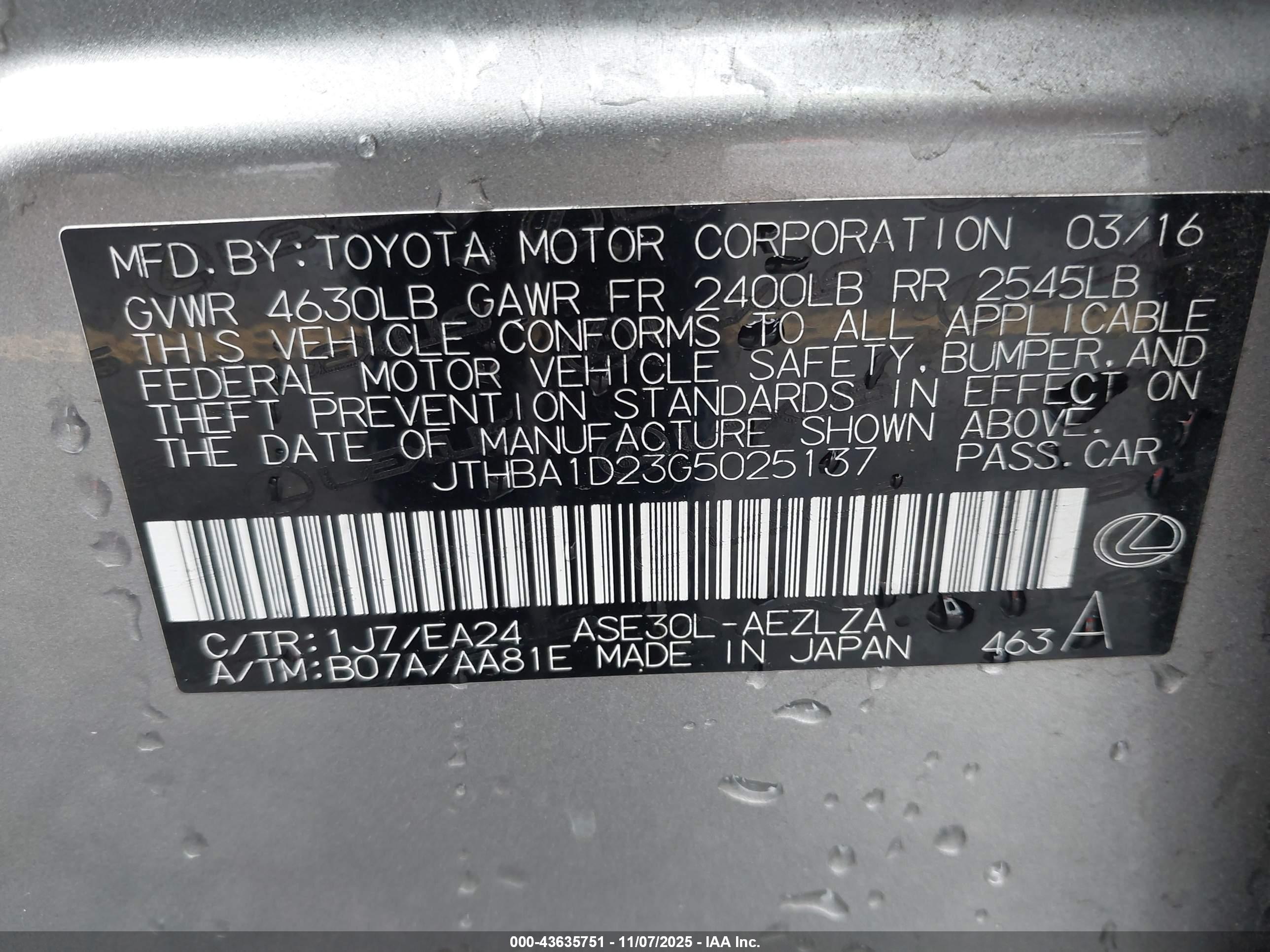 LEXUS IS image 9