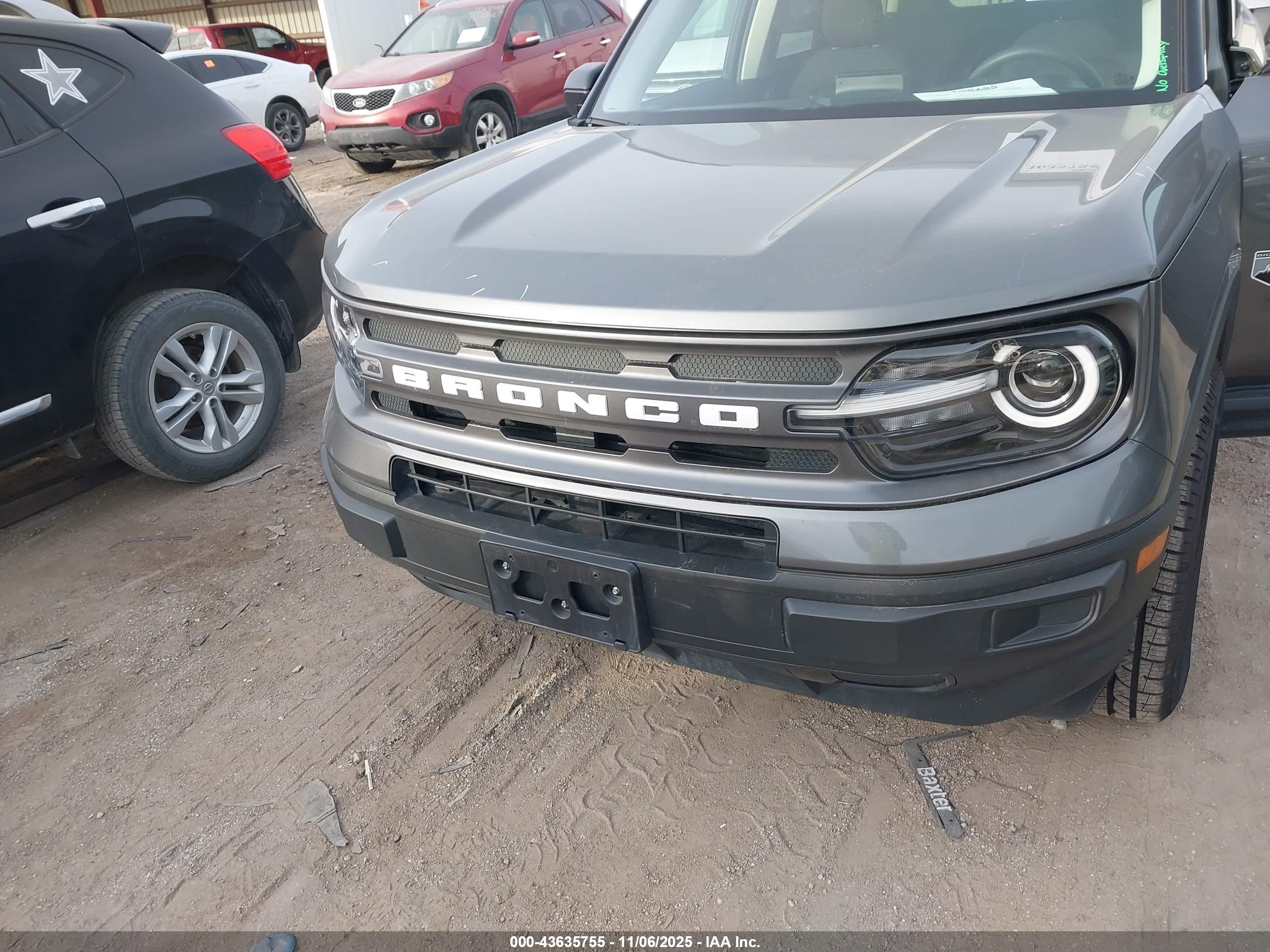 FORD BRONCO image 6