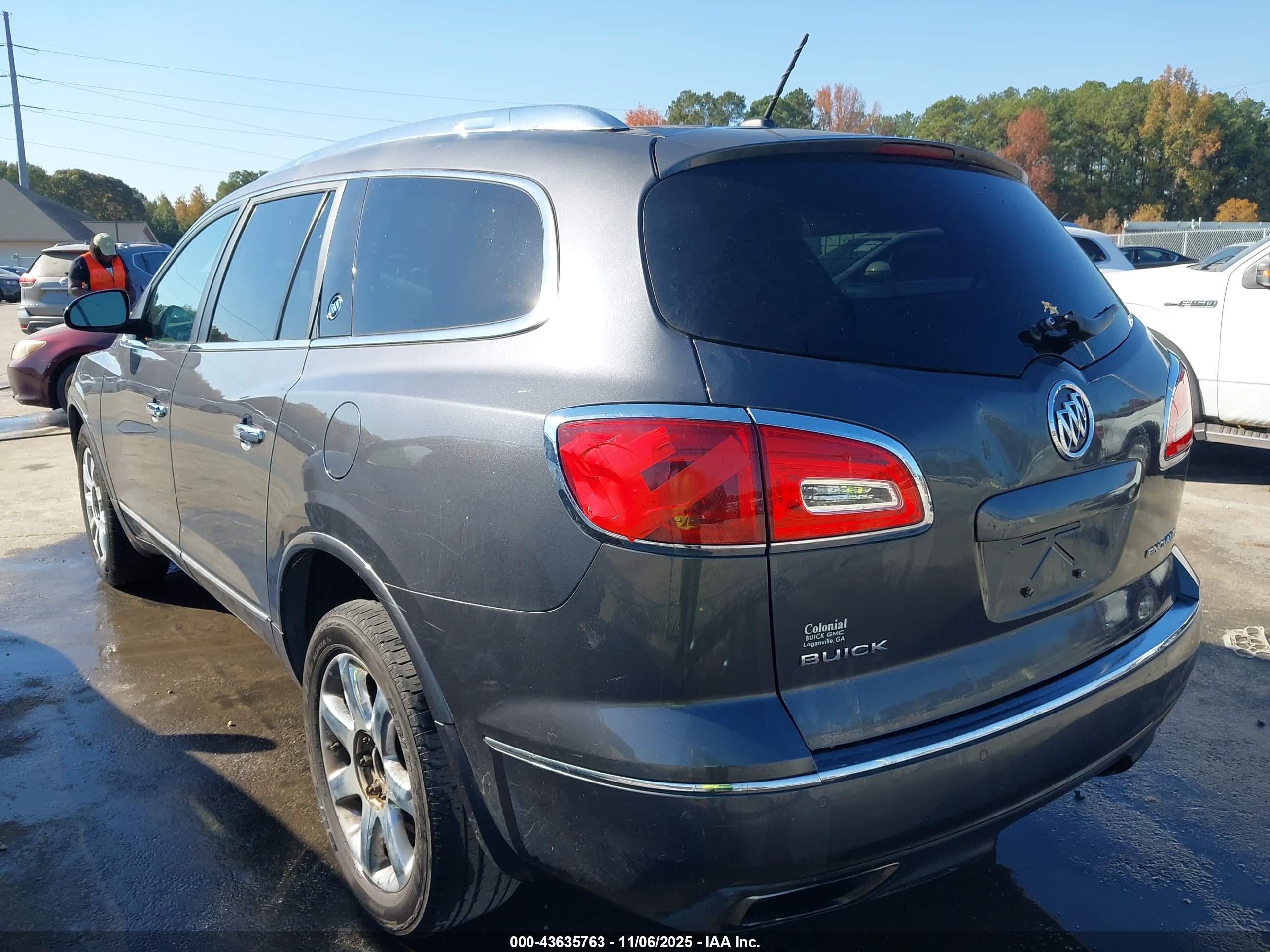 BUICK ENCLAVE image 3