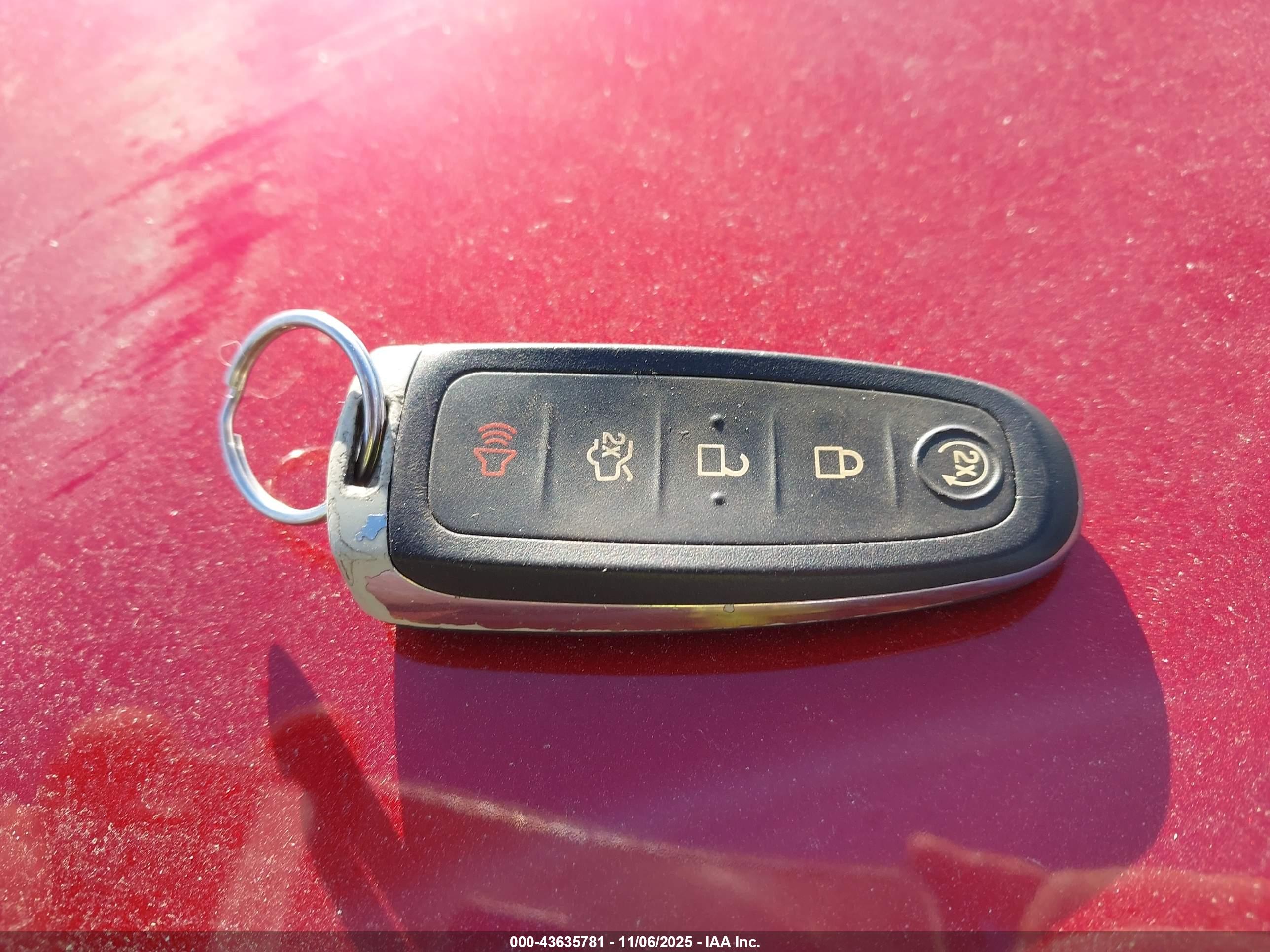 FORD ESCAPE image 11