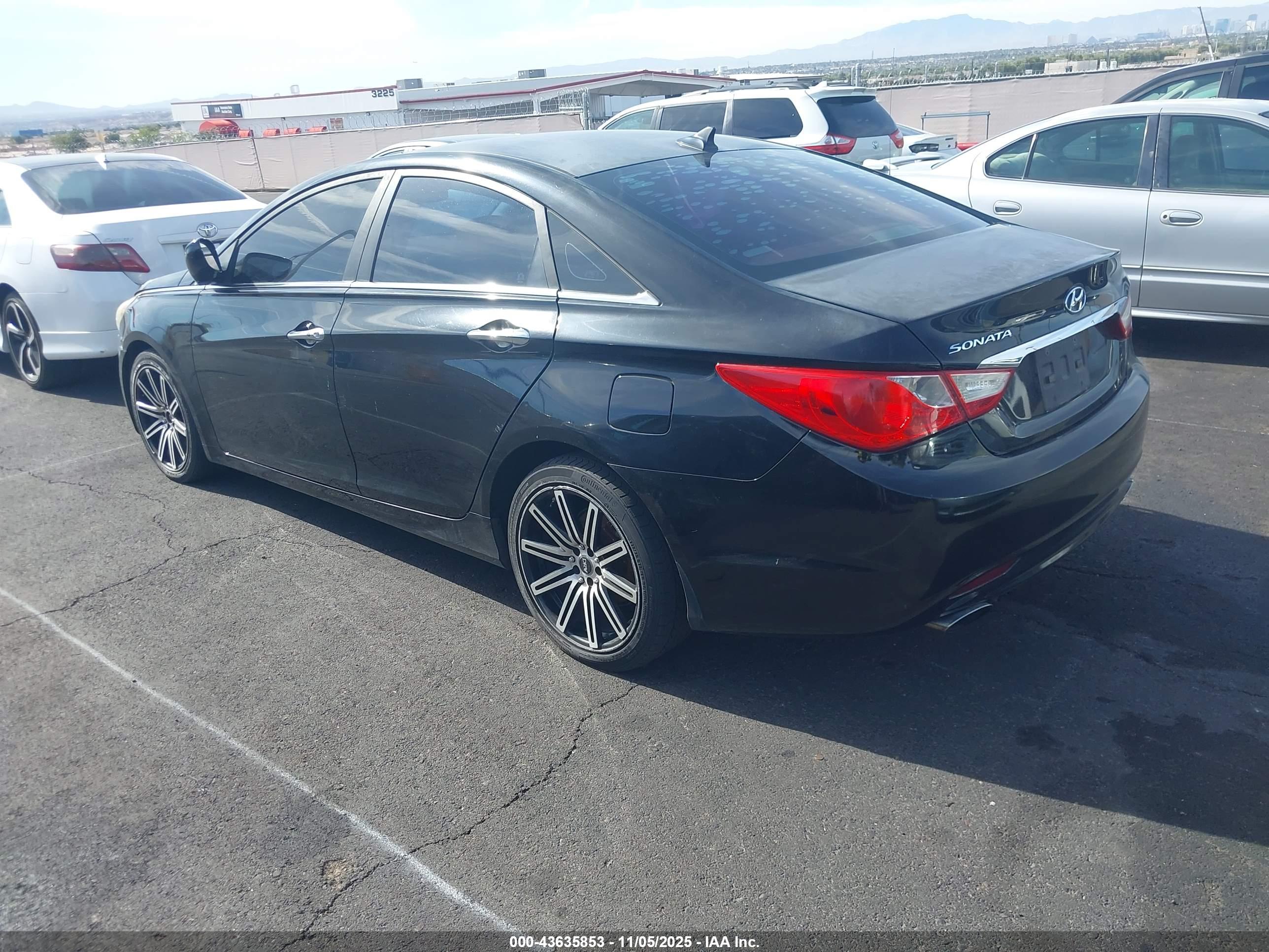 HYUNDAI SONATA image 3