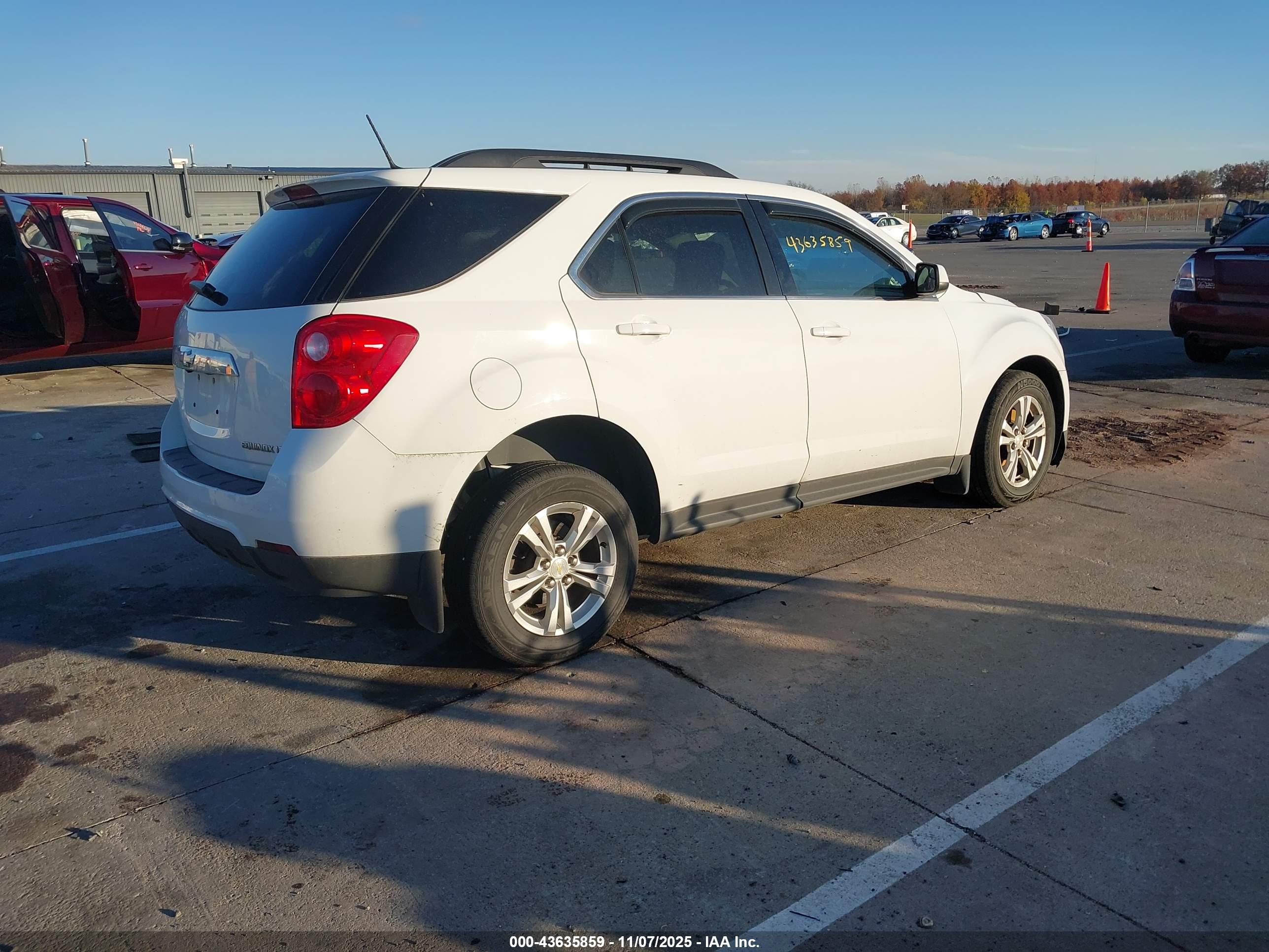 CHEVROLET EQUINOX image 4