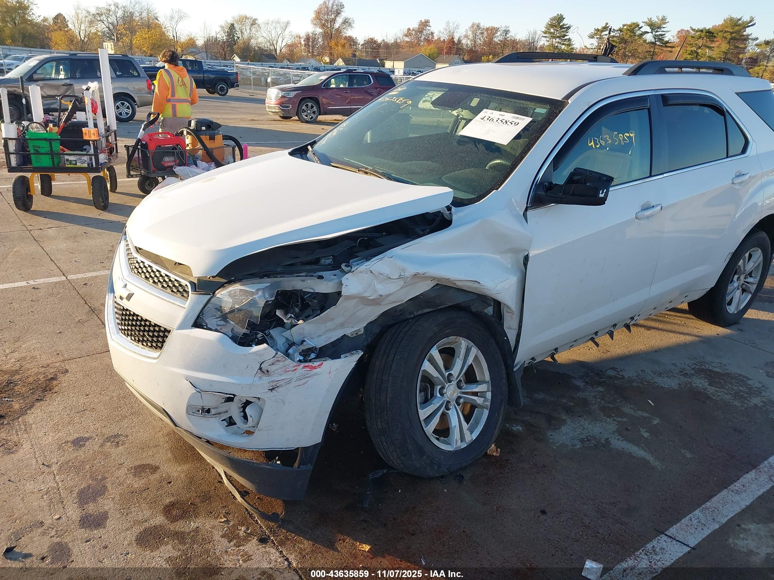 CHEVROLET EQUINOX image 6