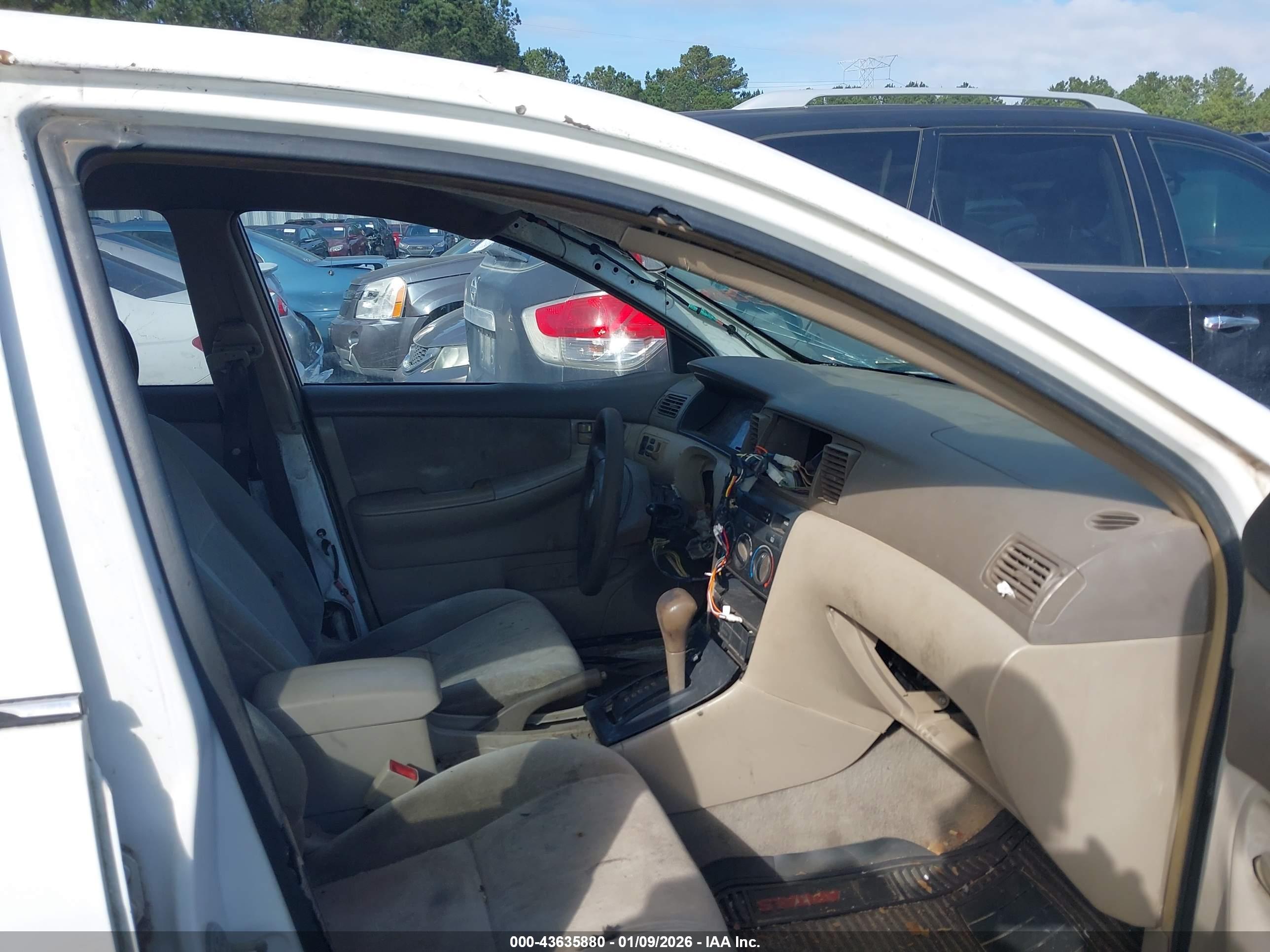 TOYOTA COROLLA image 5