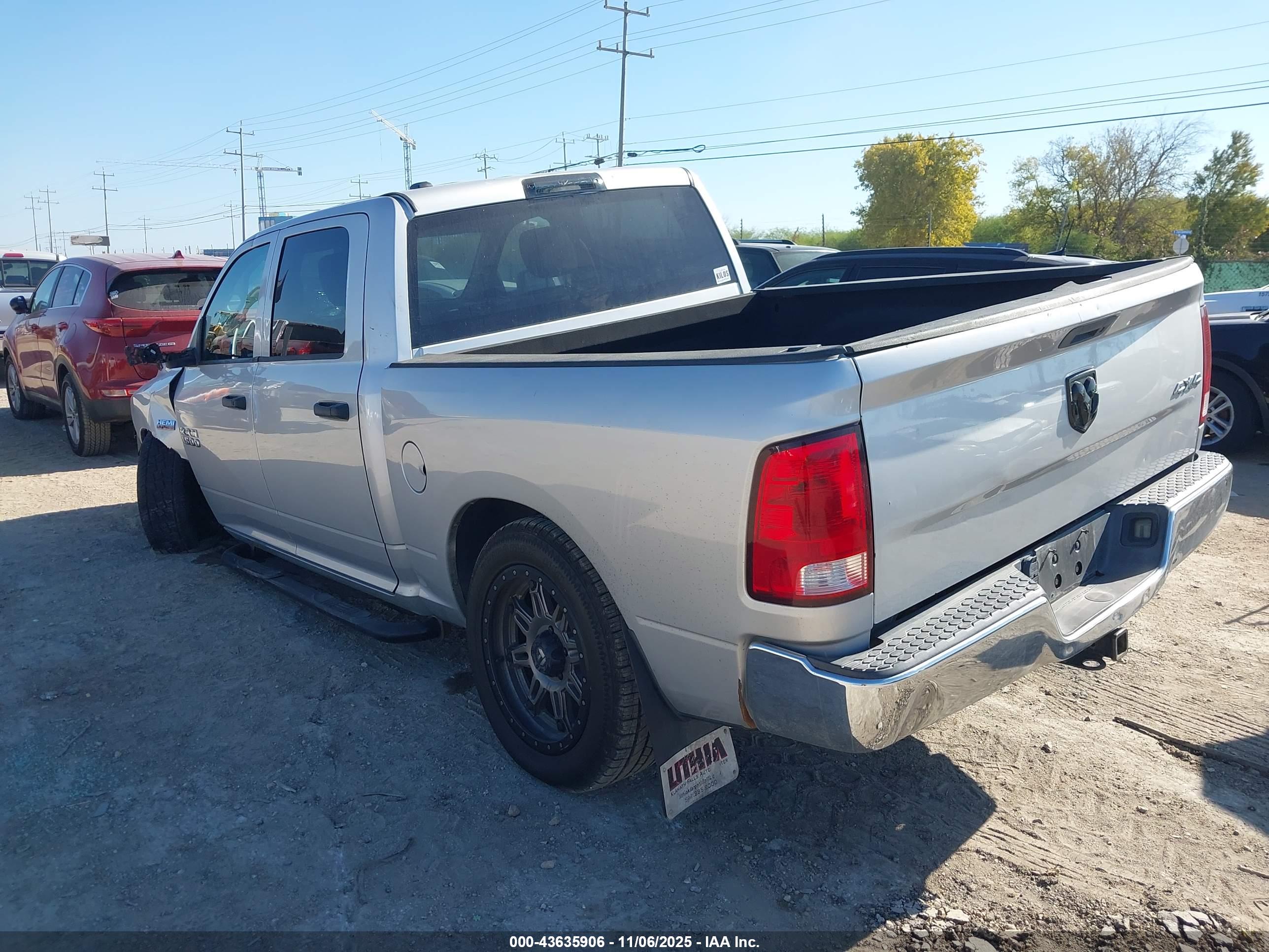 RAM 1500 image 3