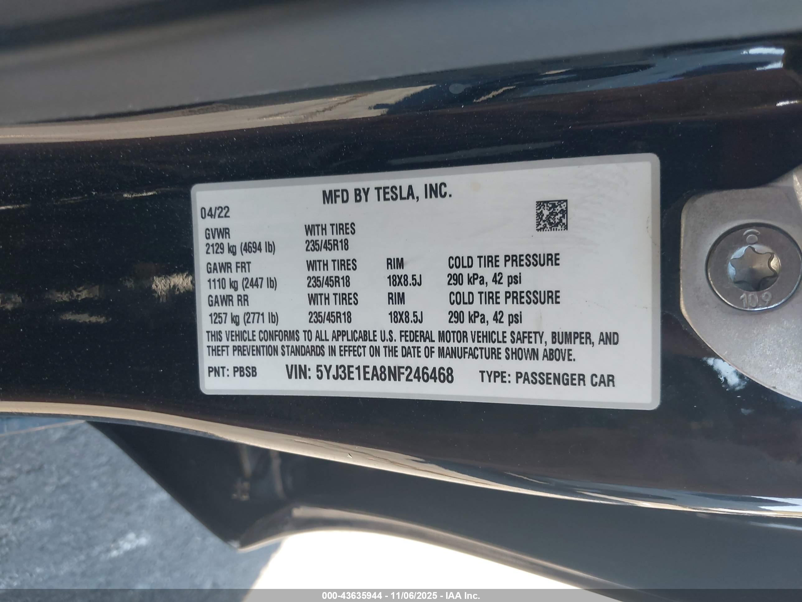 TESLA MODEL image 9