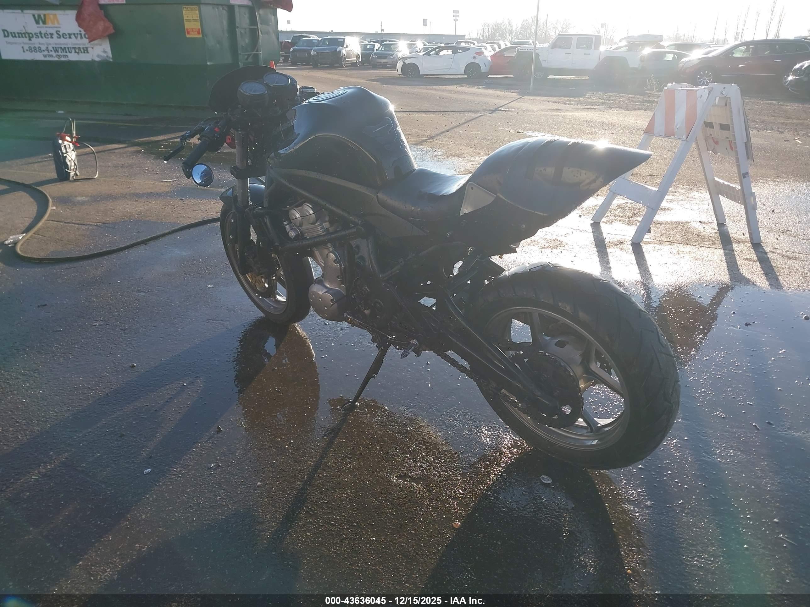 KAWASAKI EX650 image 3