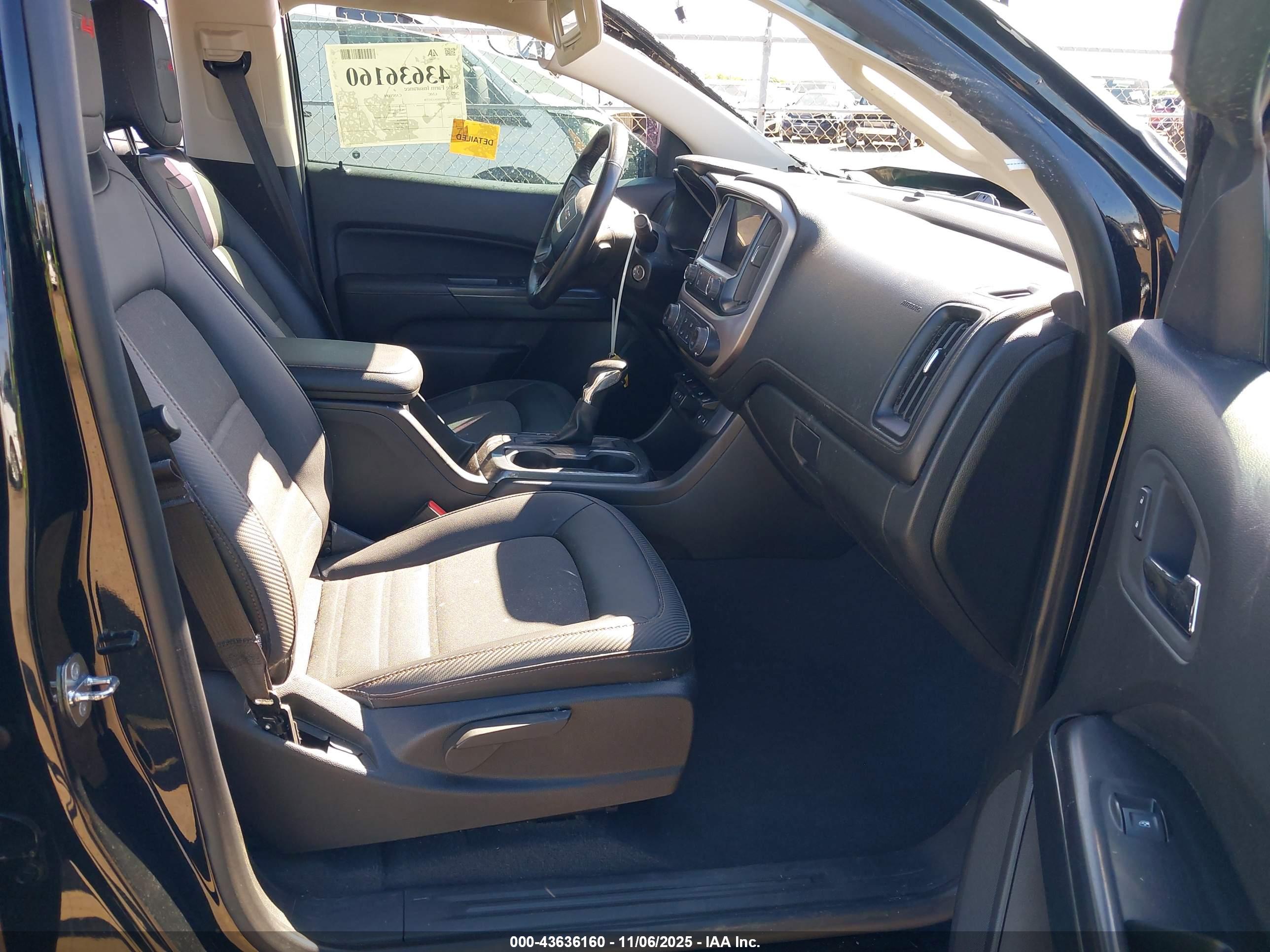 GMC CANYON image 5