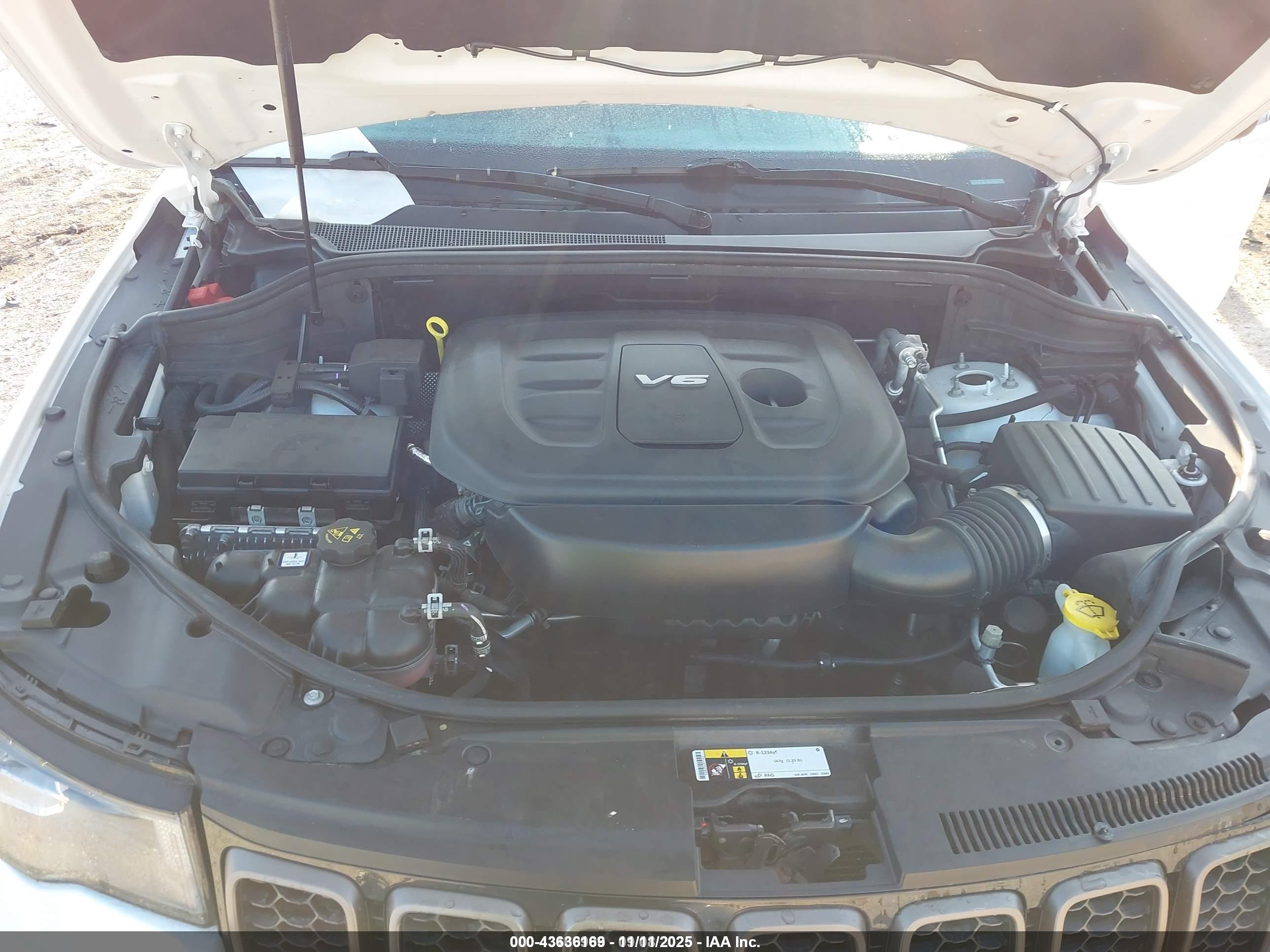 JEEP GRAND image 10