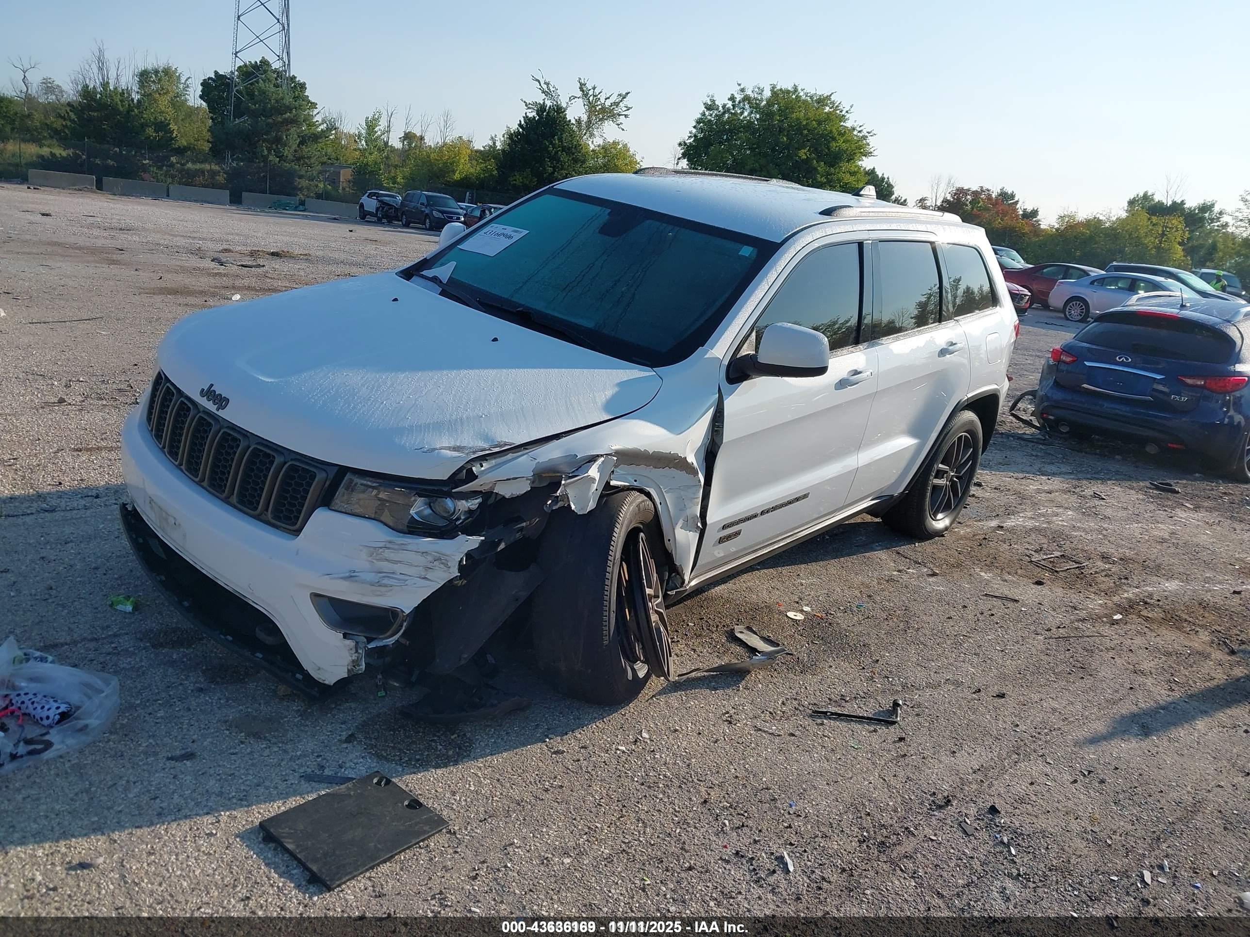JEEP GRAND image 2
