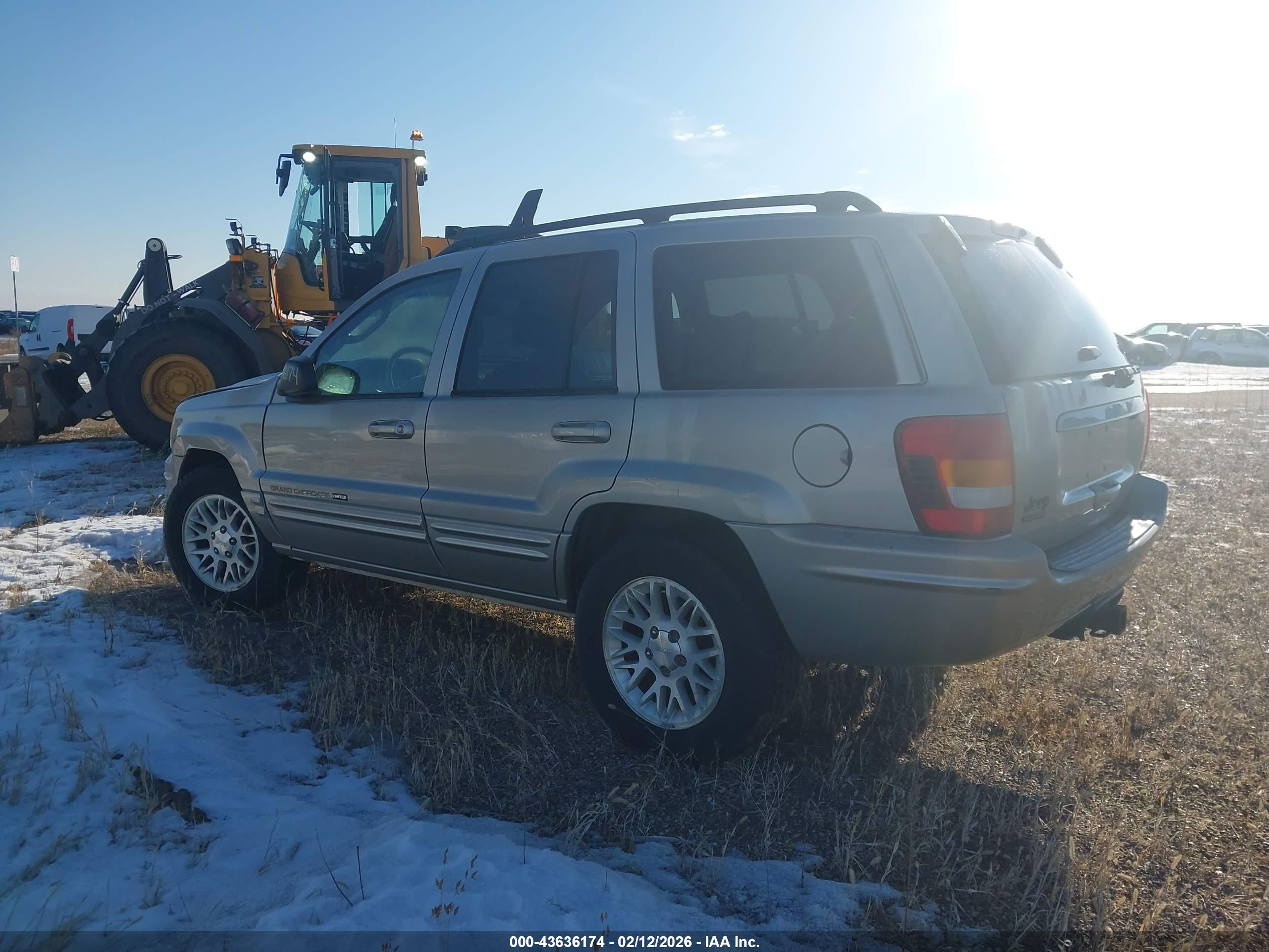 JEEP GRAND image 3