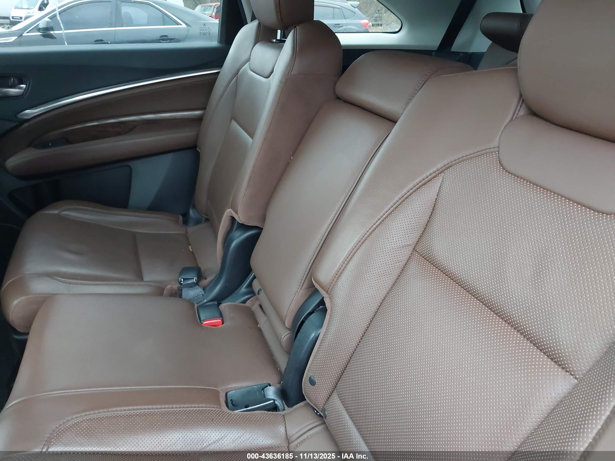 ACURA MDX image 8