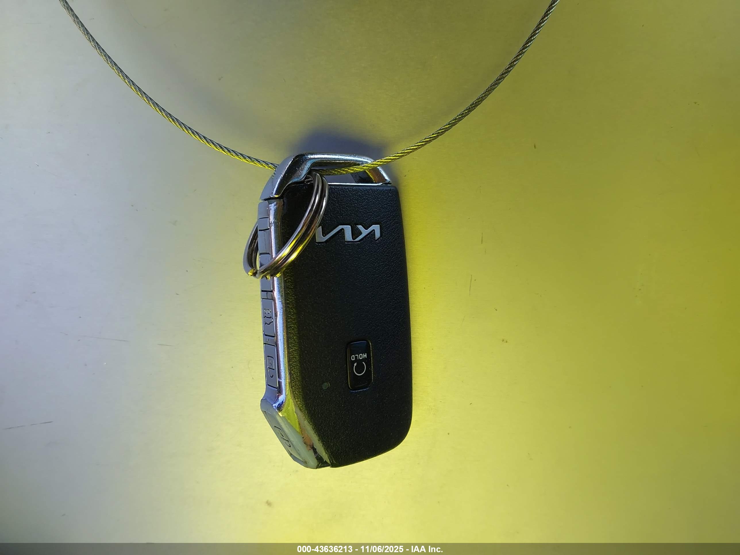 KIA K5 image 11