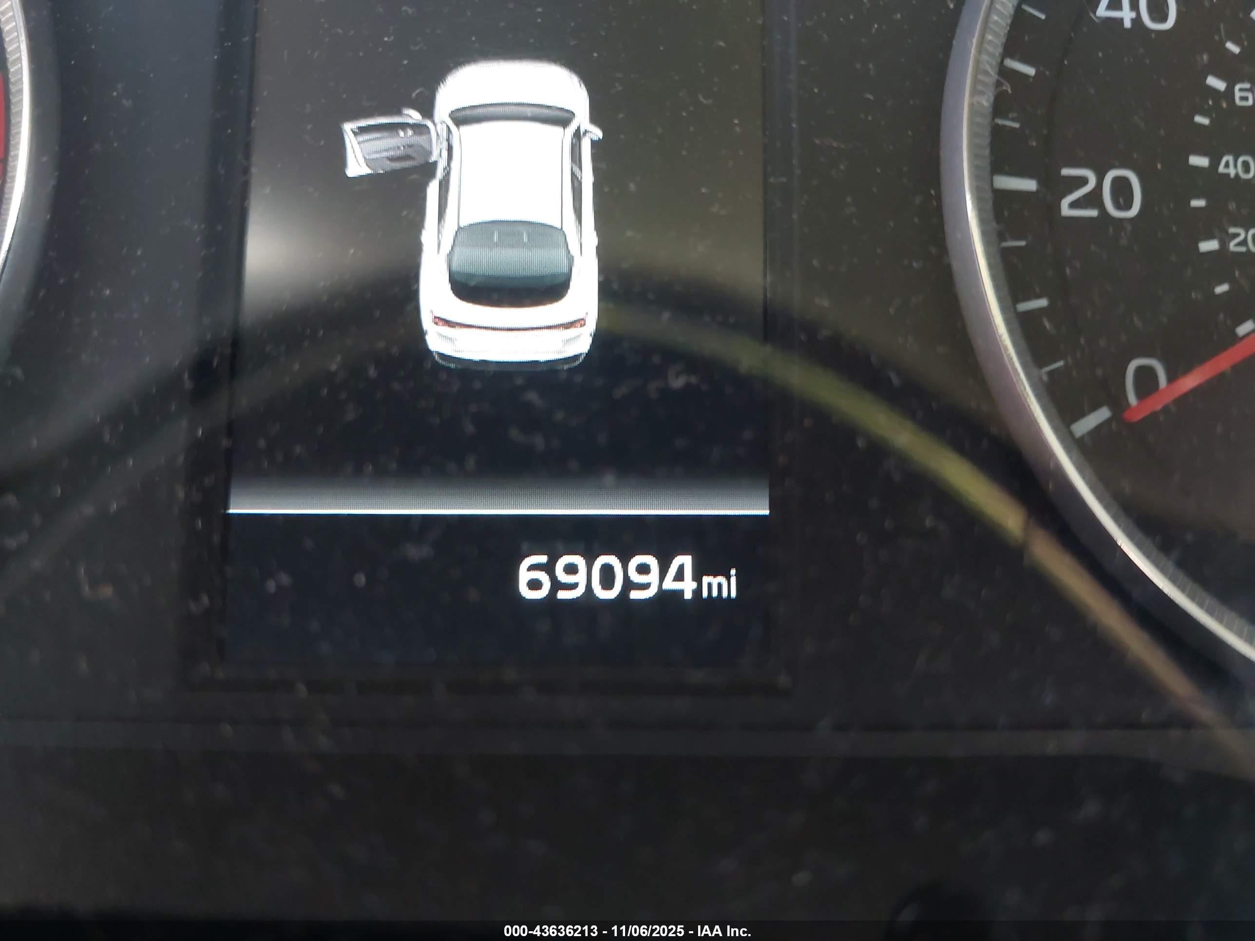 KIA K5 image 7