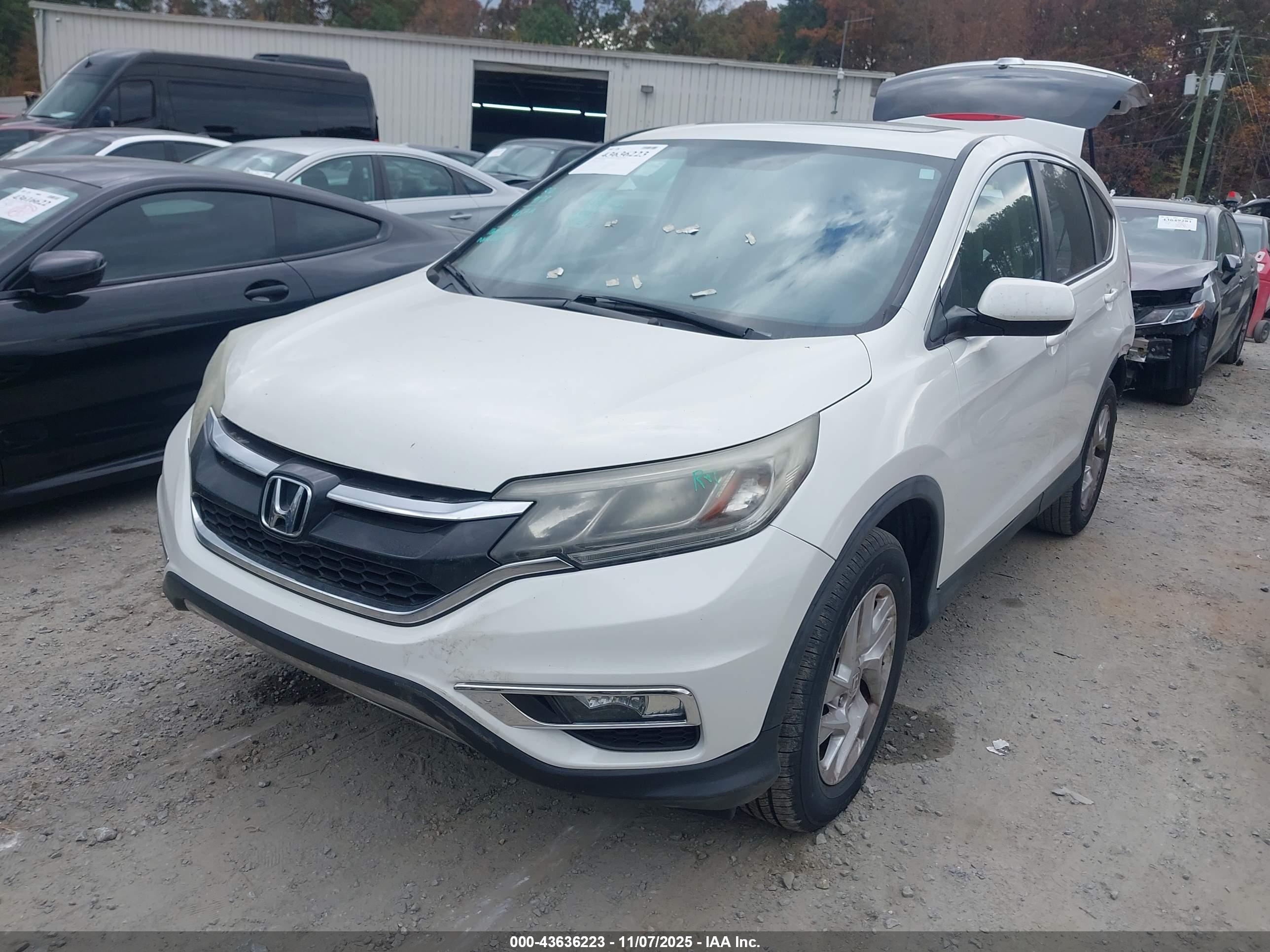 HONDA CR-V image 2