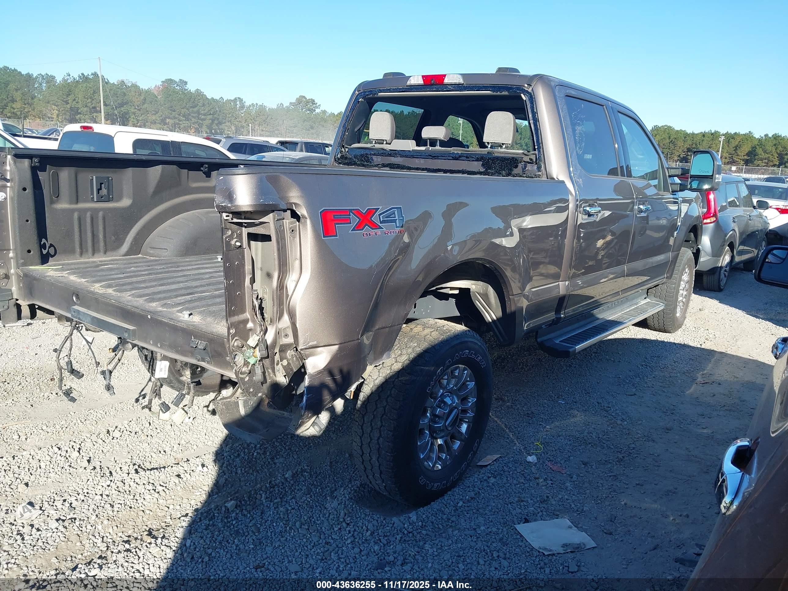 FORD F-250 image 4