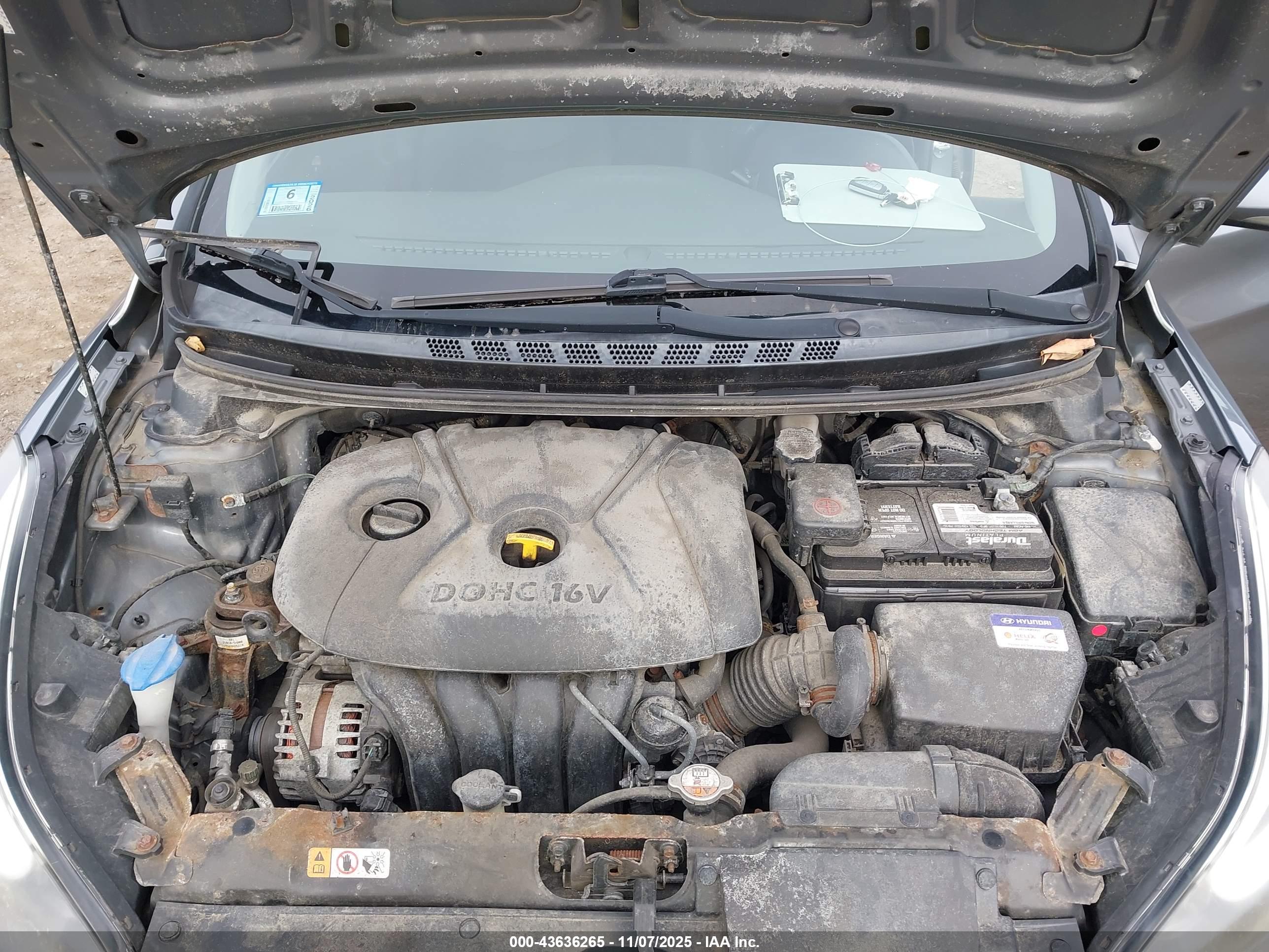 HYUNDAI ELANTRA image 10