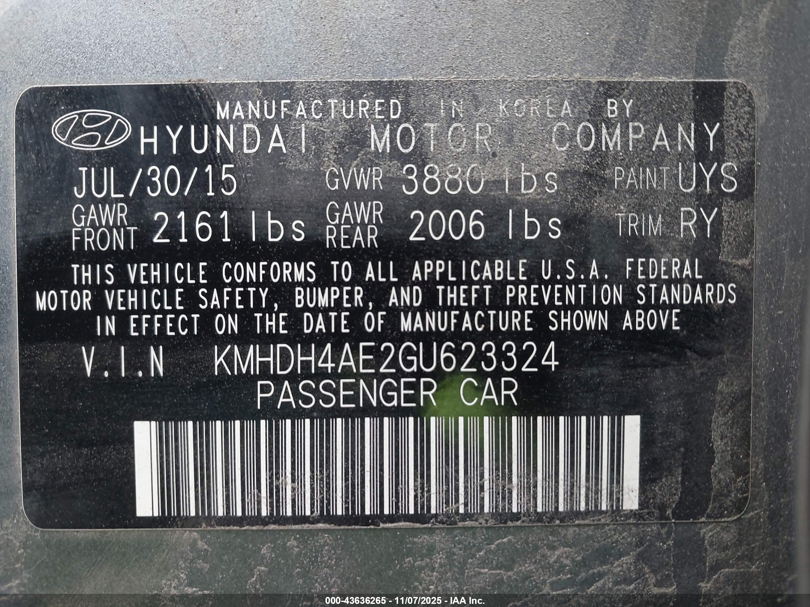 HYUNDAI ELANTRA image 9