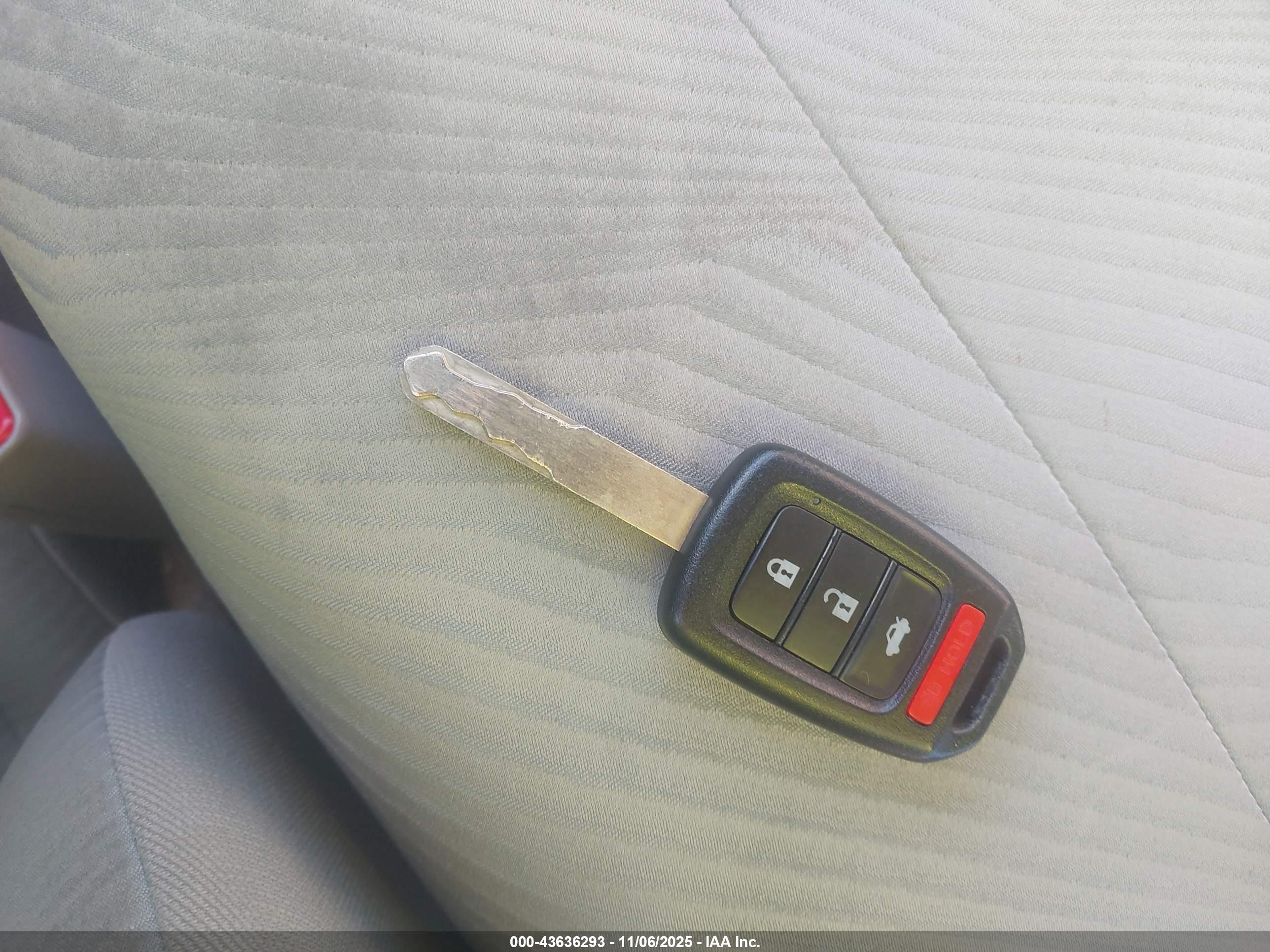 HONDA ACCORD image 11