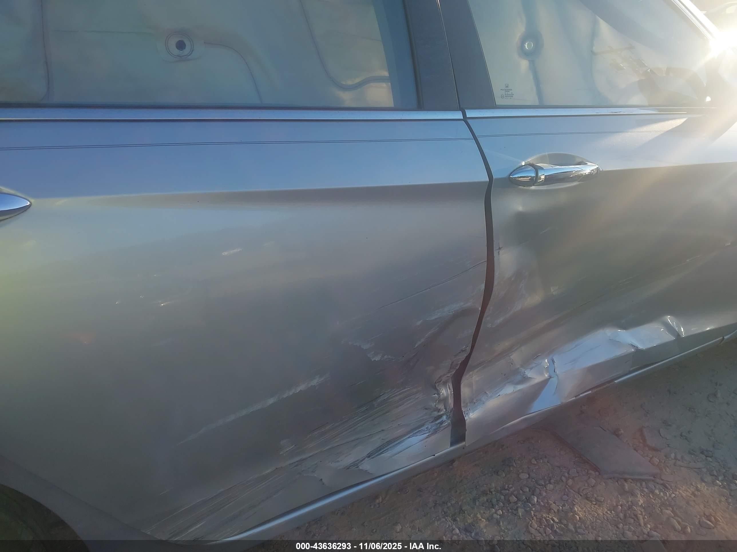 HONDA ACCORD image 6