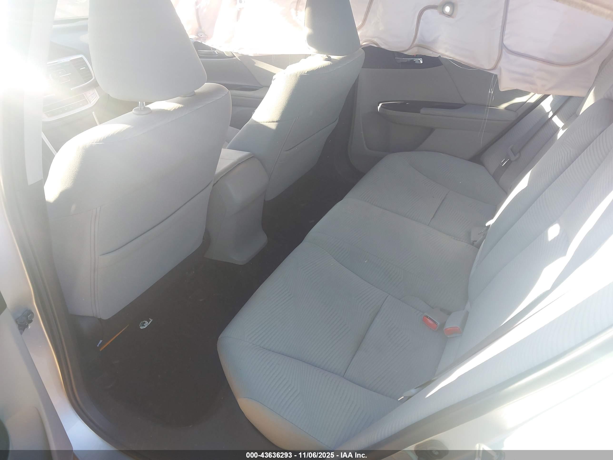 HONDA ACCORD image 8